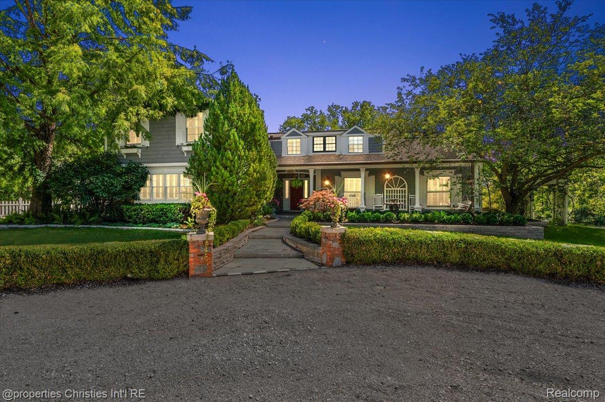 275, BARDEN, Bloomfield Hills, Michigan, 48304