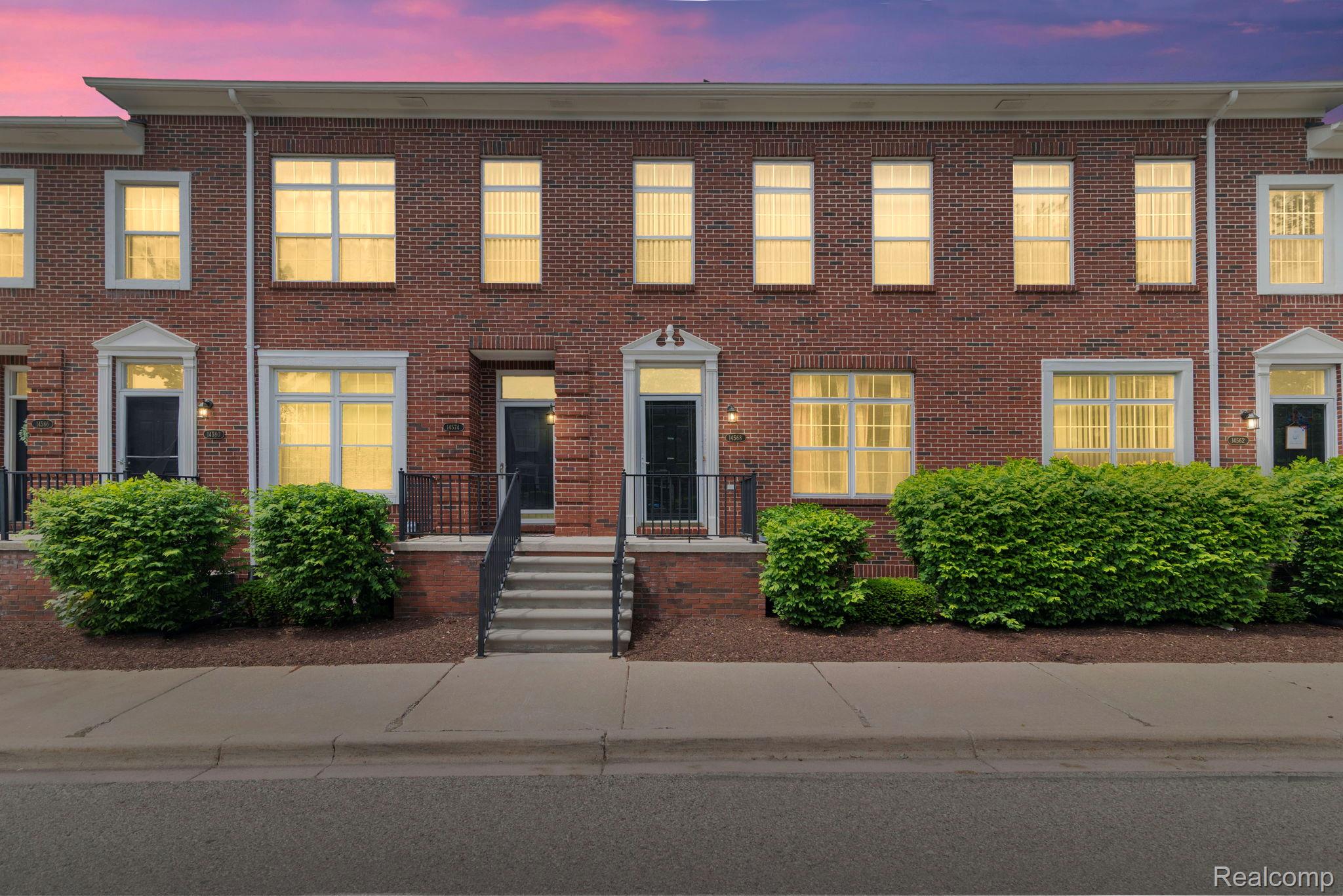 14568, Vauxhall, Sterling Heights, Michigan, 48313