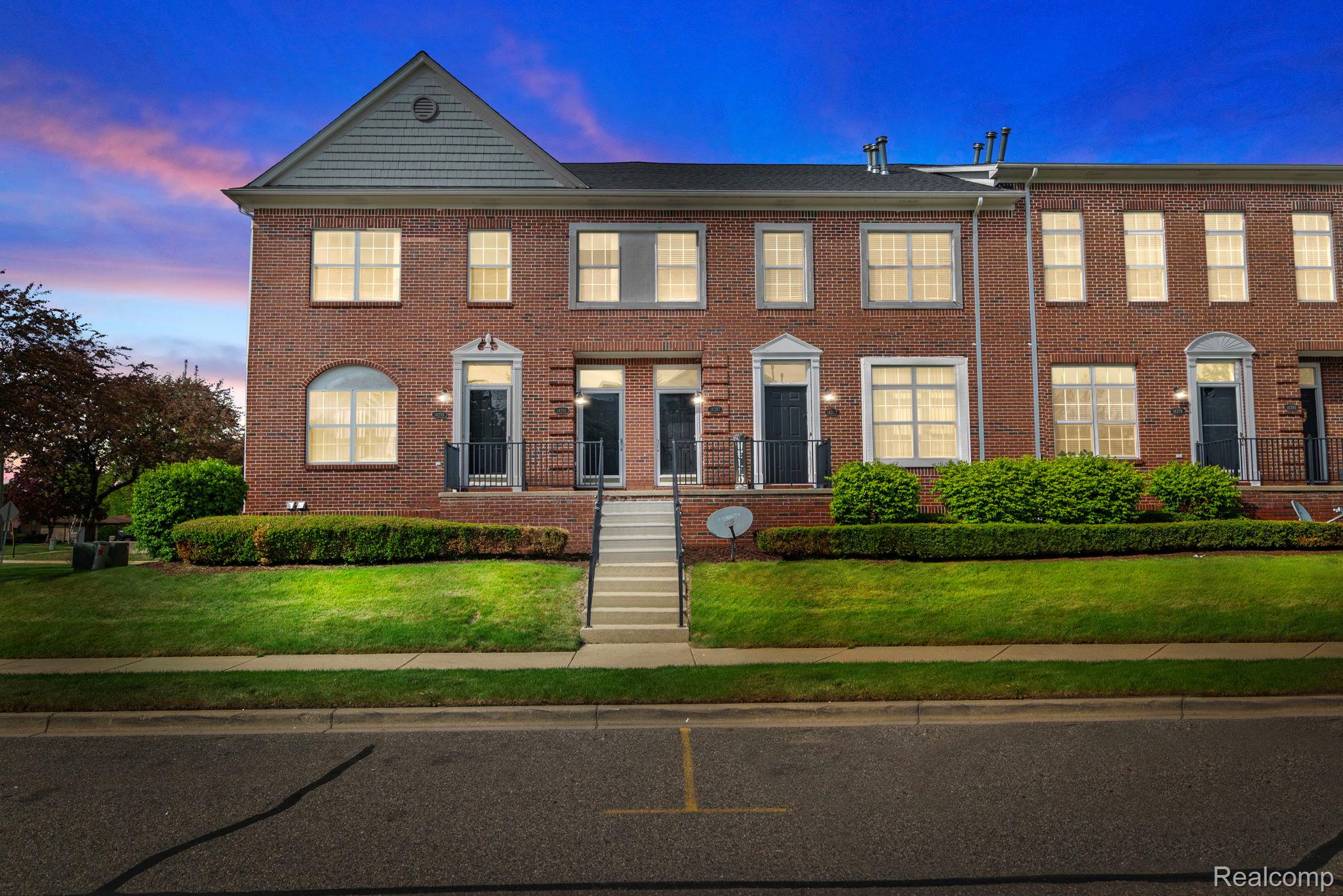 14267, Vauxhall, Sterling Heights, Michigan, 48313