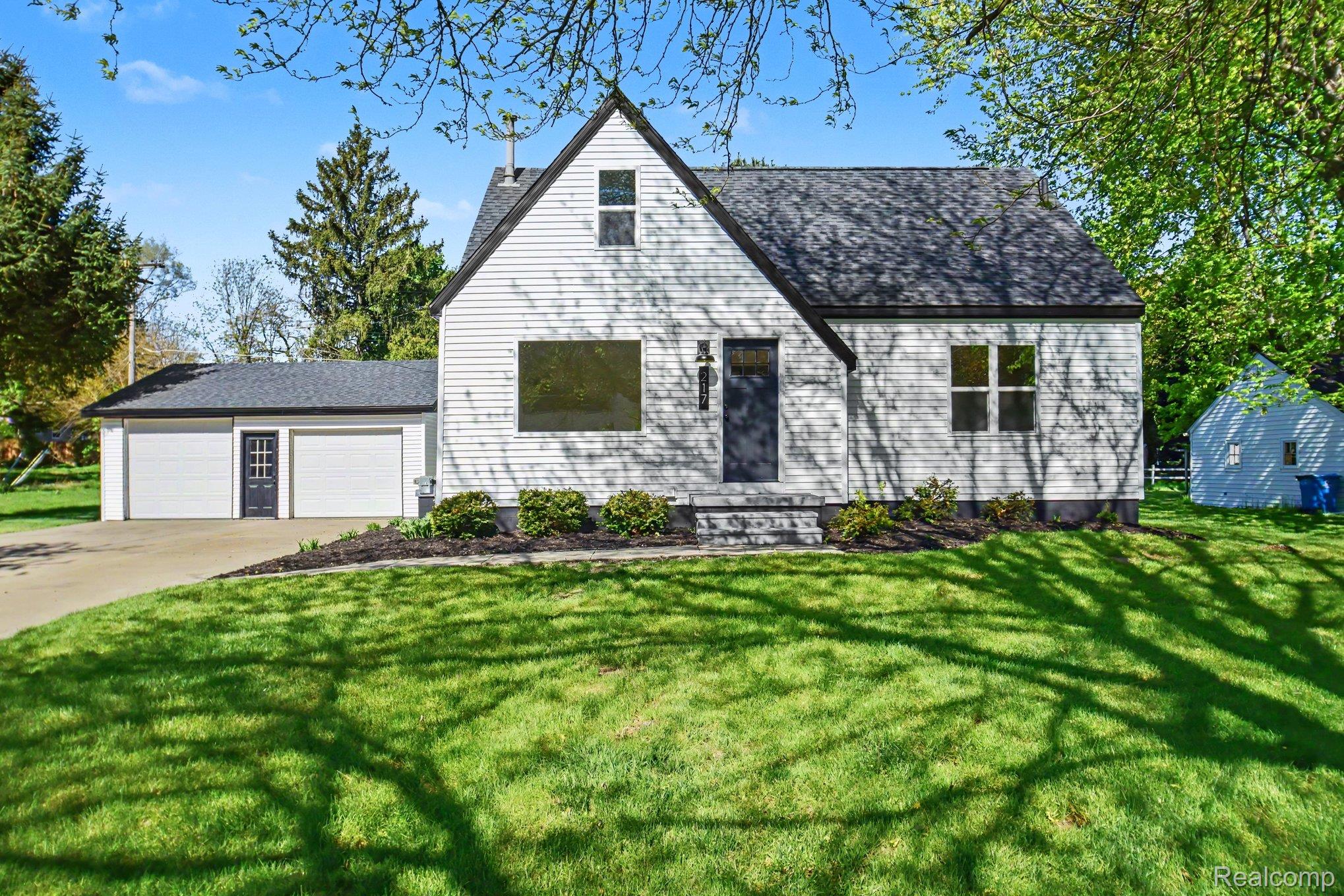 217, Jefferson, Vassar, Michigan, 48768