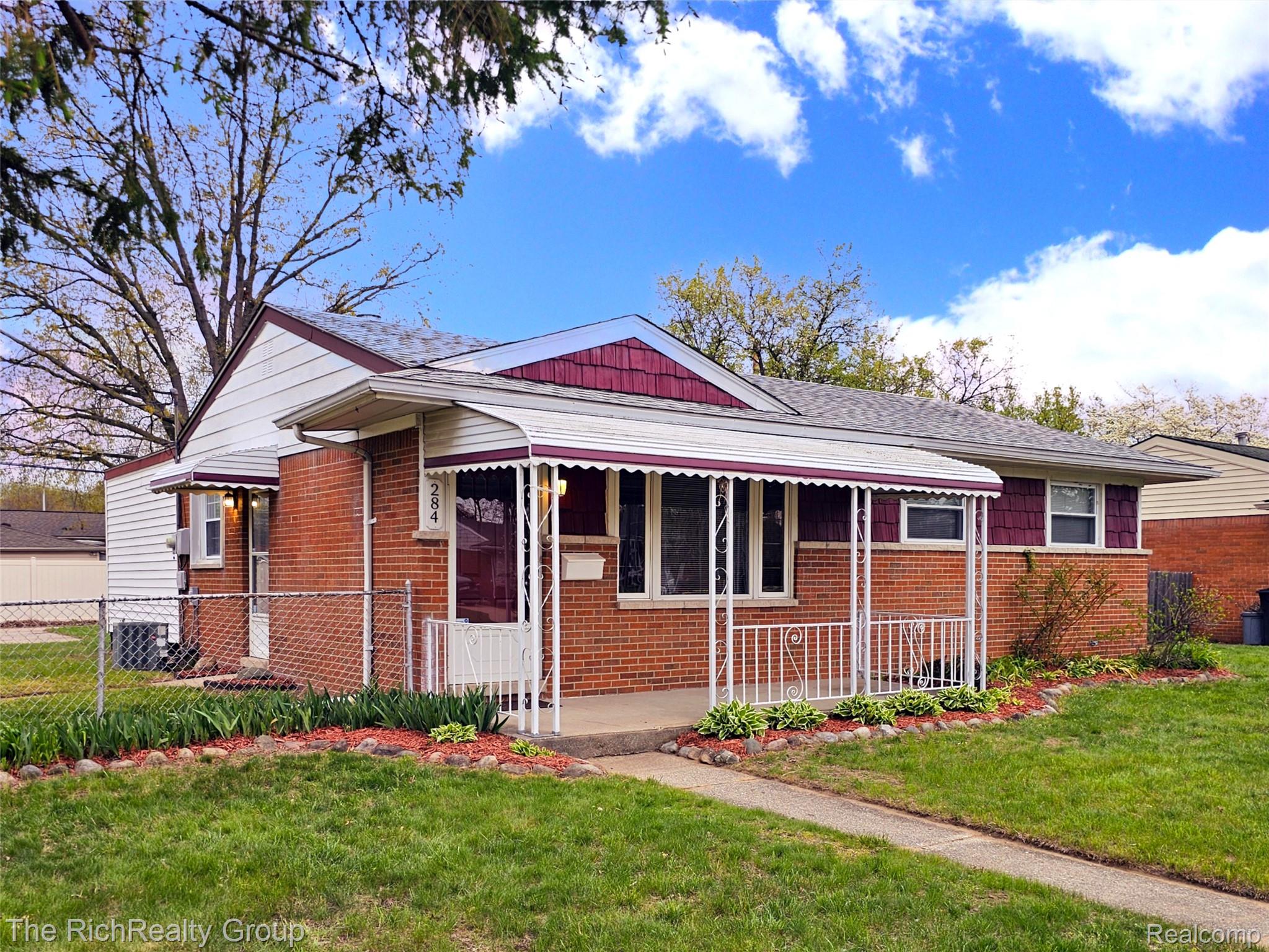 284, Byfield, Westland, Michigan, 48186