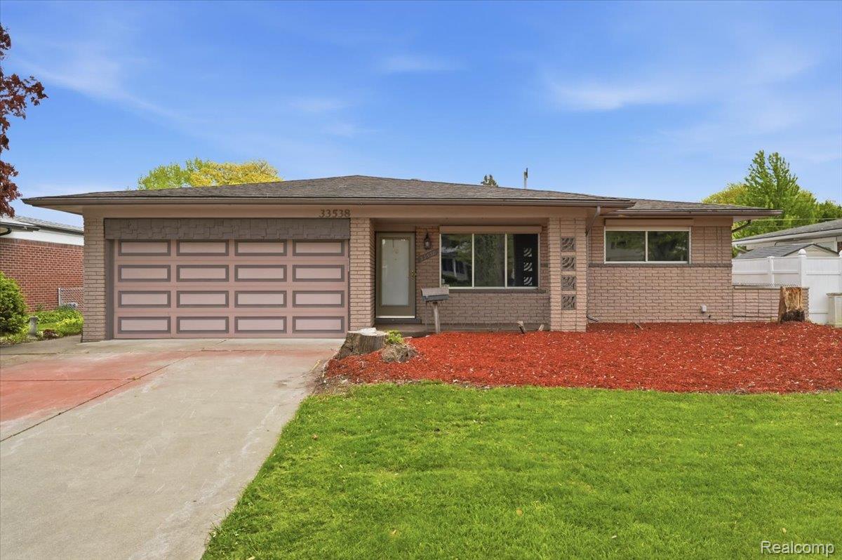33538, Somerset, Sterling Heights, Michigan, 48312