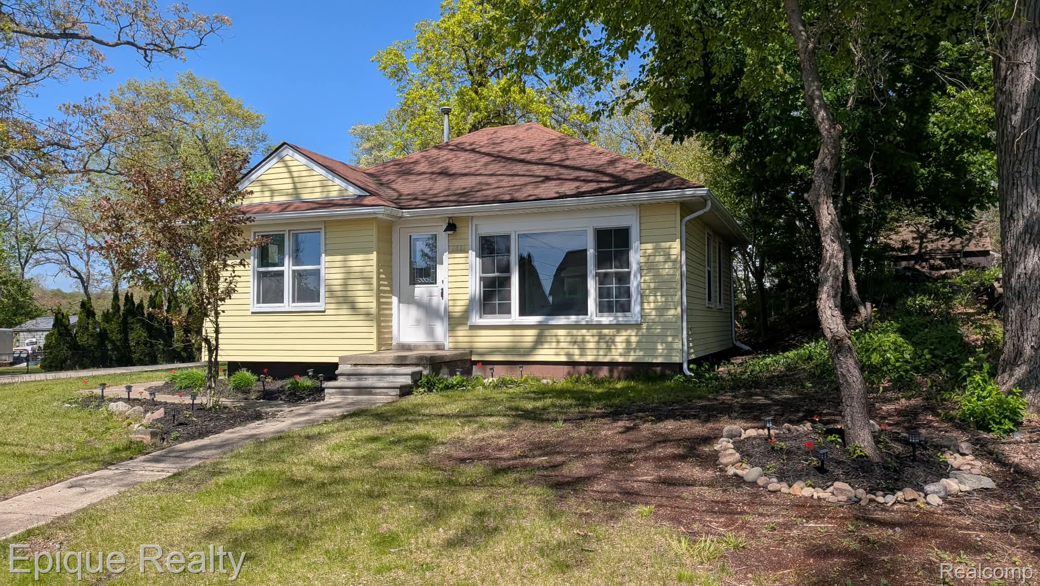 3605, Jackson, White Lake, Michigan, 48383
