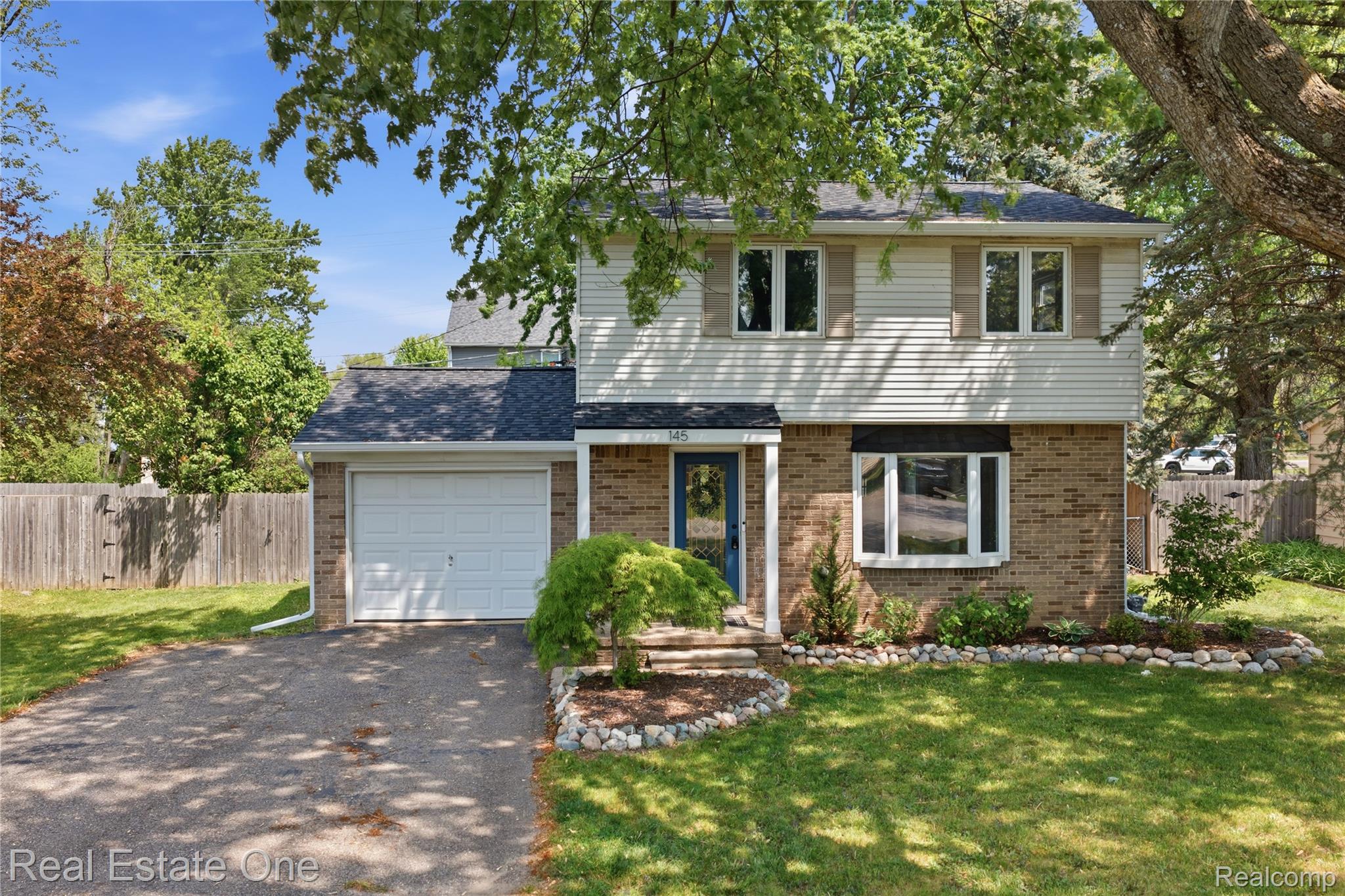 145, Wainwright, Novi, Michigan, 48377