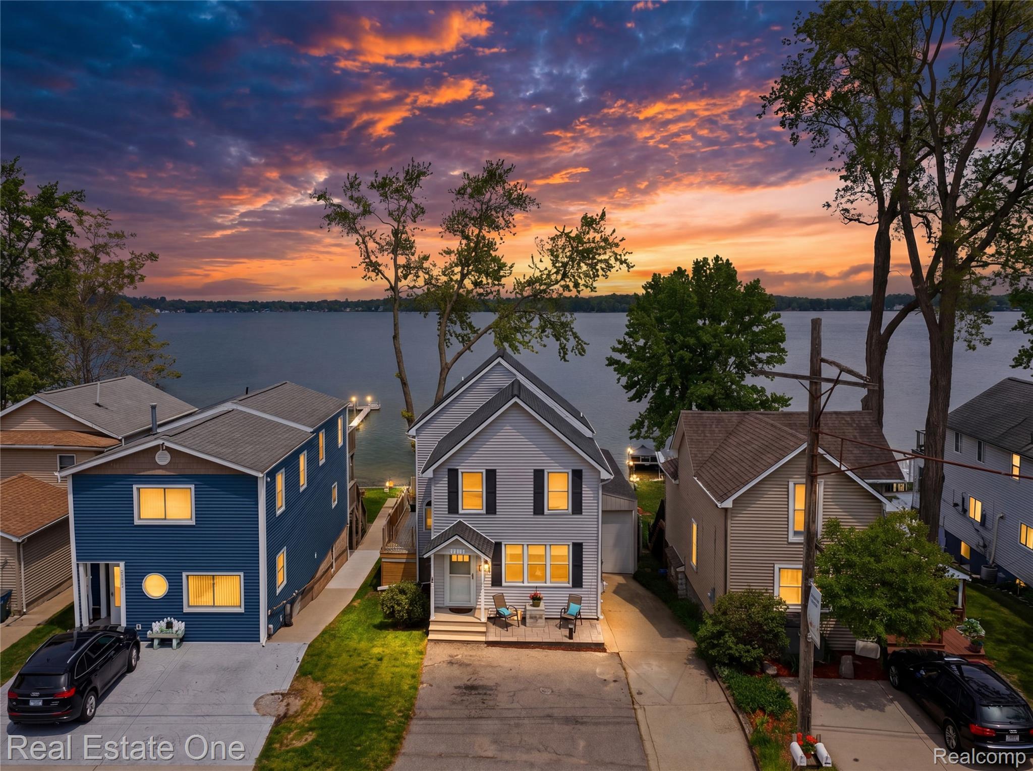 9528, Main, Whitmore Lake, Michigan, 48189
