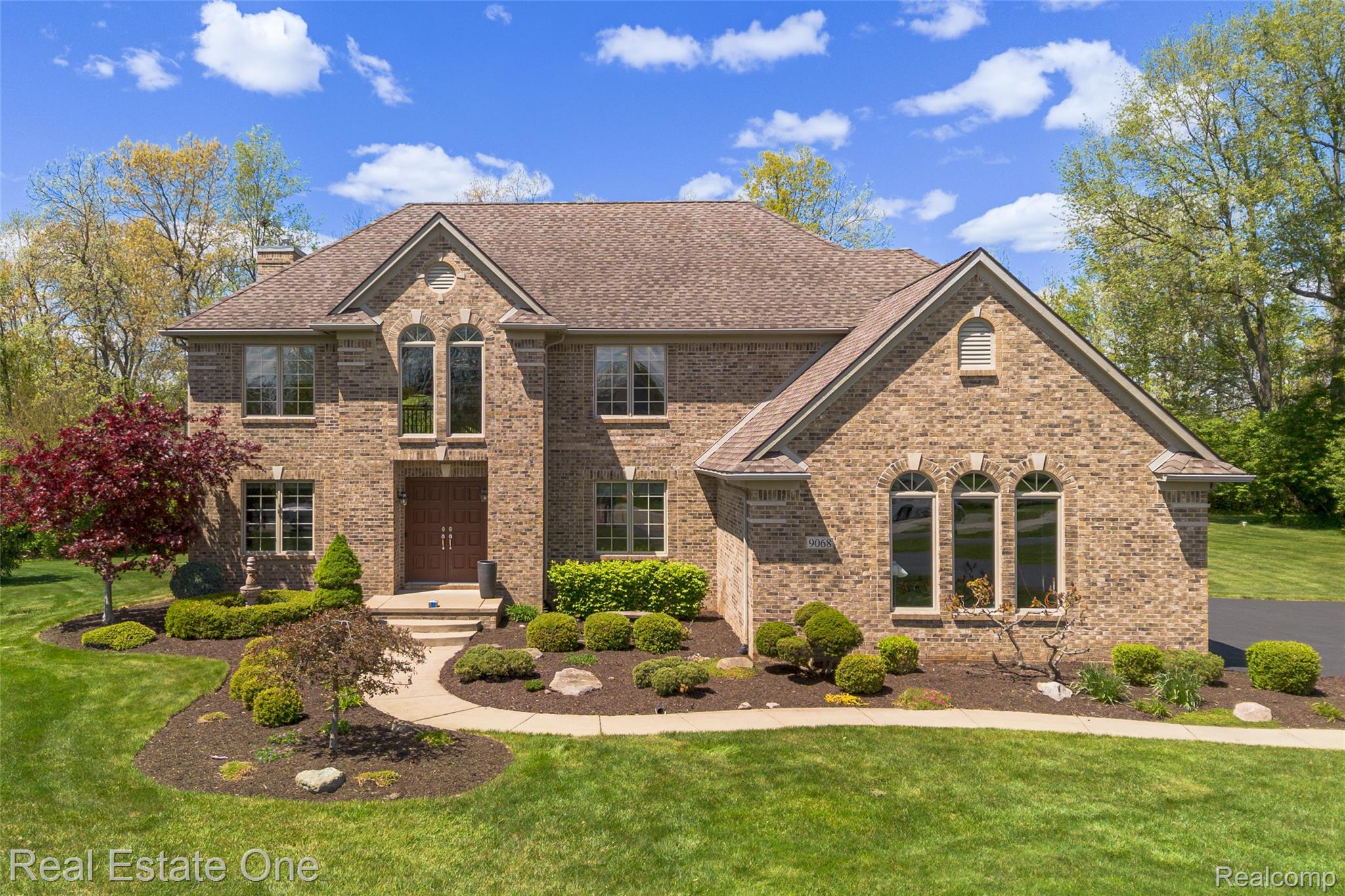 9068, Lebarron, Saline, Michigan, 48176