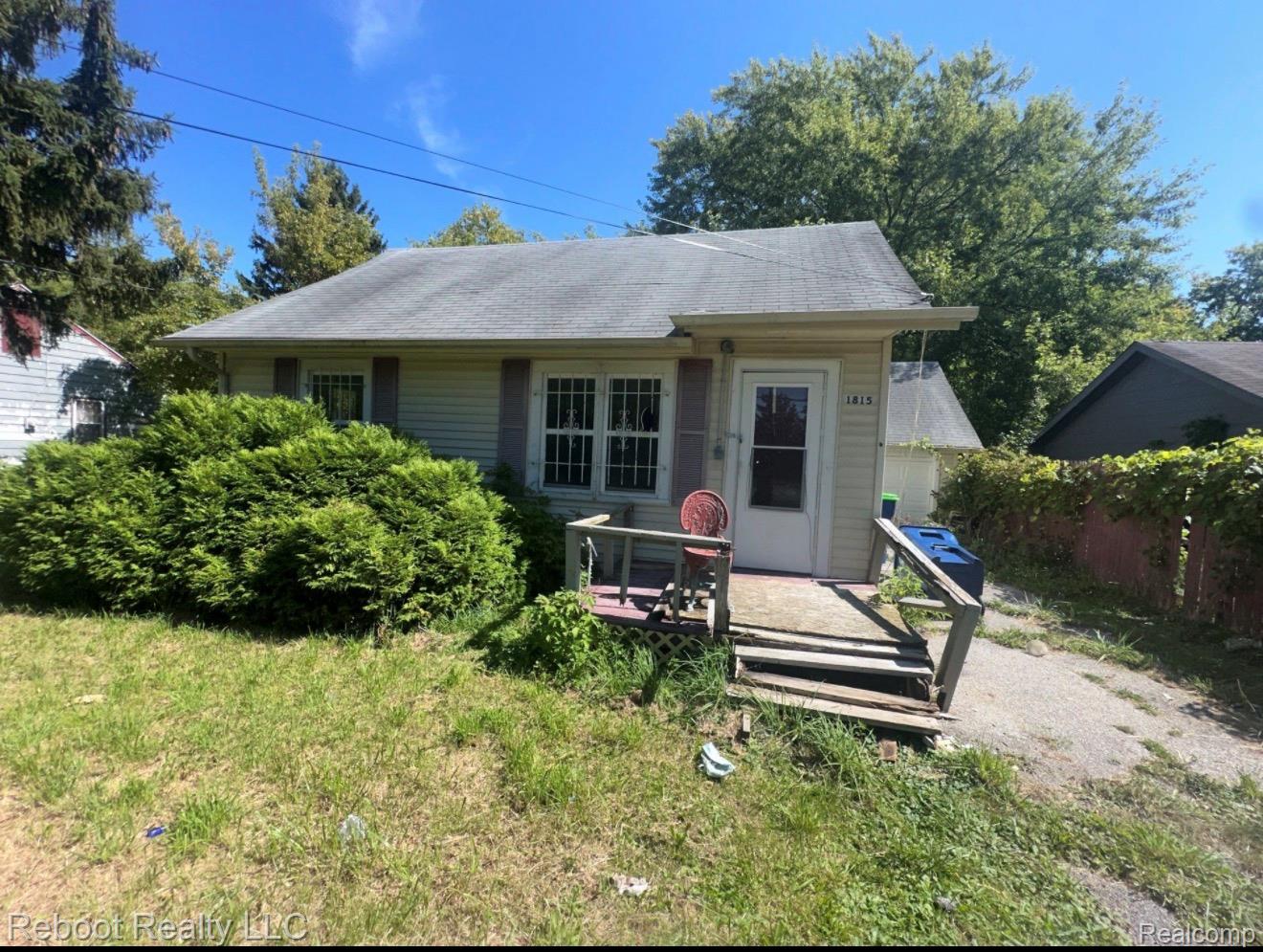 1815, Mack, Saginaw, Michigan, 48601