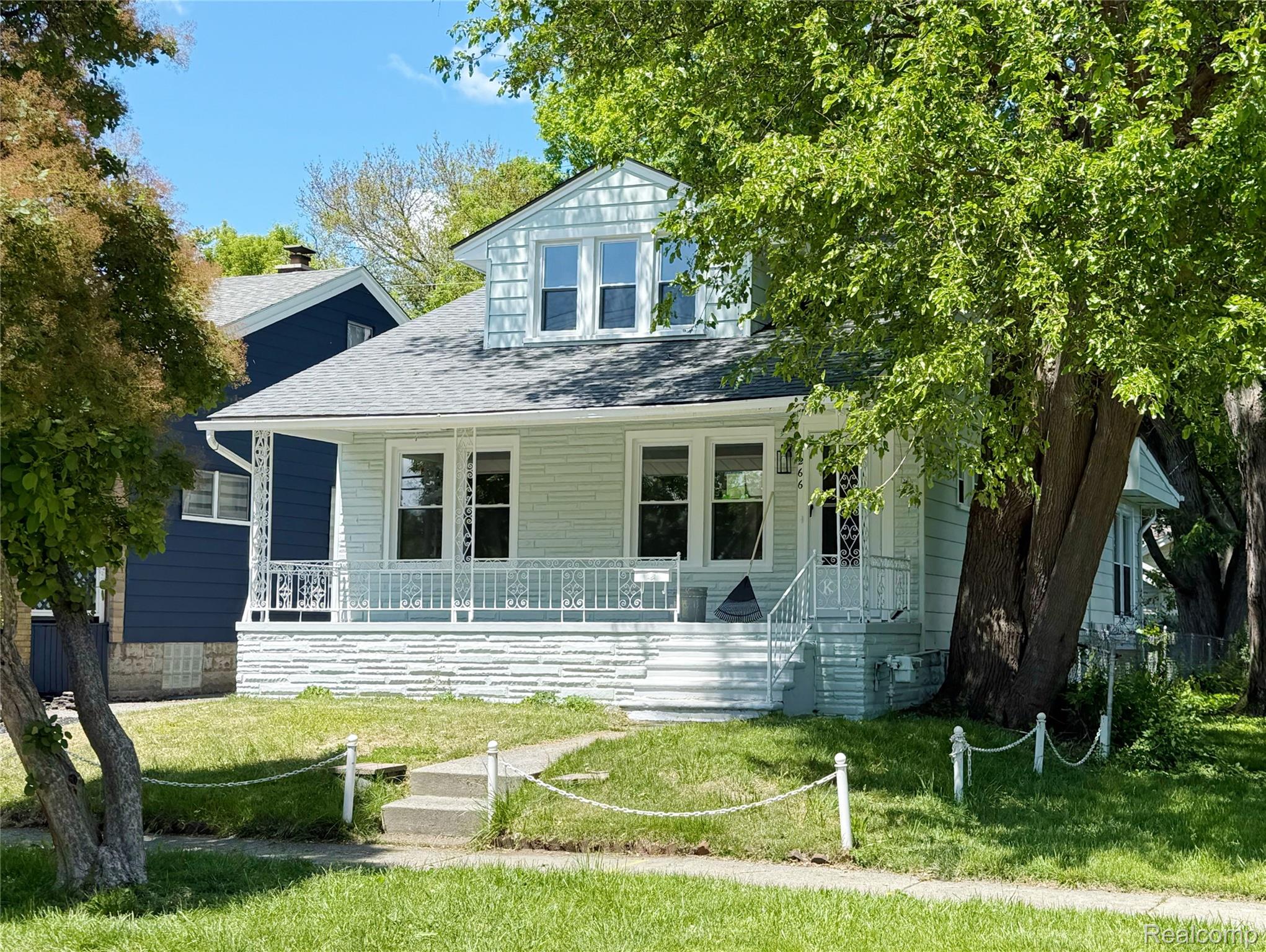266, Bennett, Ferndale, Michigan, 48220