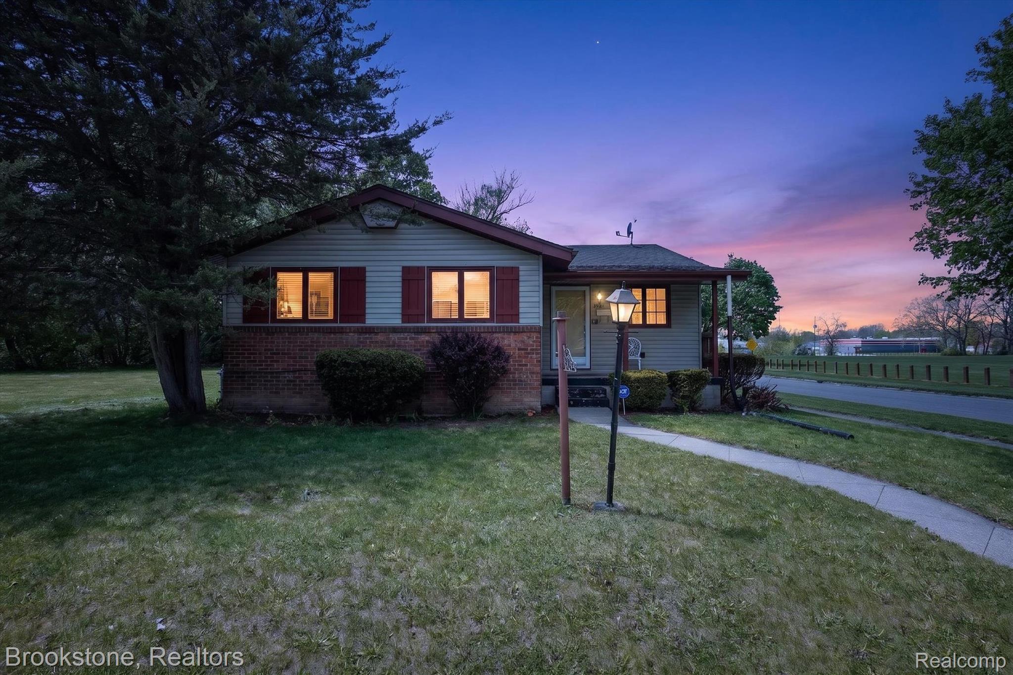 3921, Kellar, Flint, Michigan, 48504