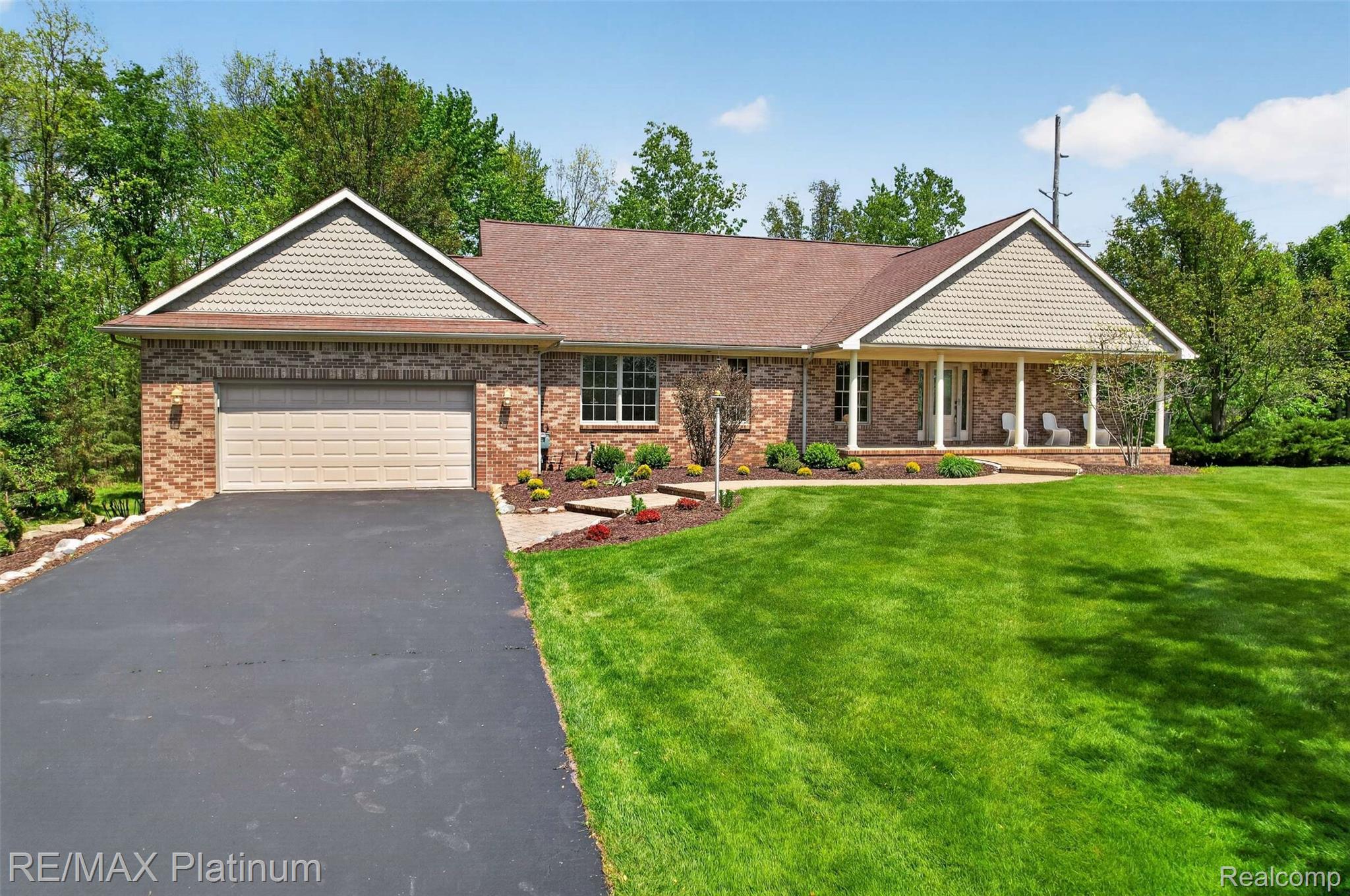 59360, Foxpointe, South Lyon, Michigan, 48178