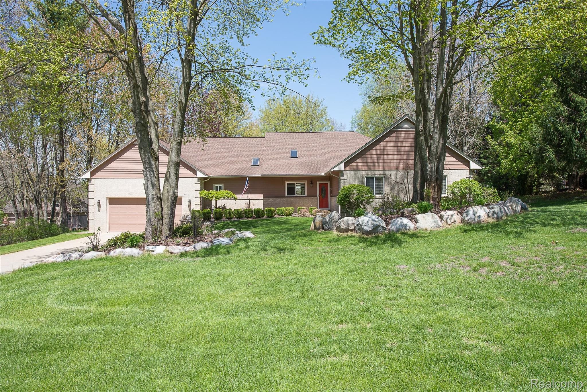 6093, Rosewood, White Lake, Michigan, 48383