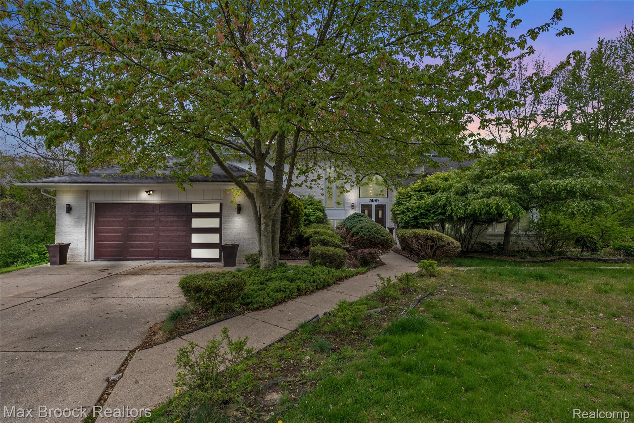 5199, Shenandoah, West Bloomfield, Michigan, 48323
