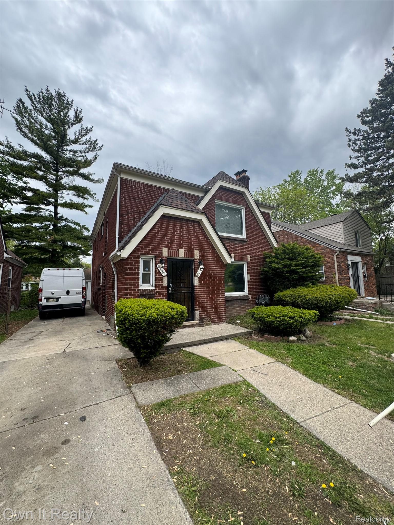 8083, Mendota, Detroit, Michigan, 48204