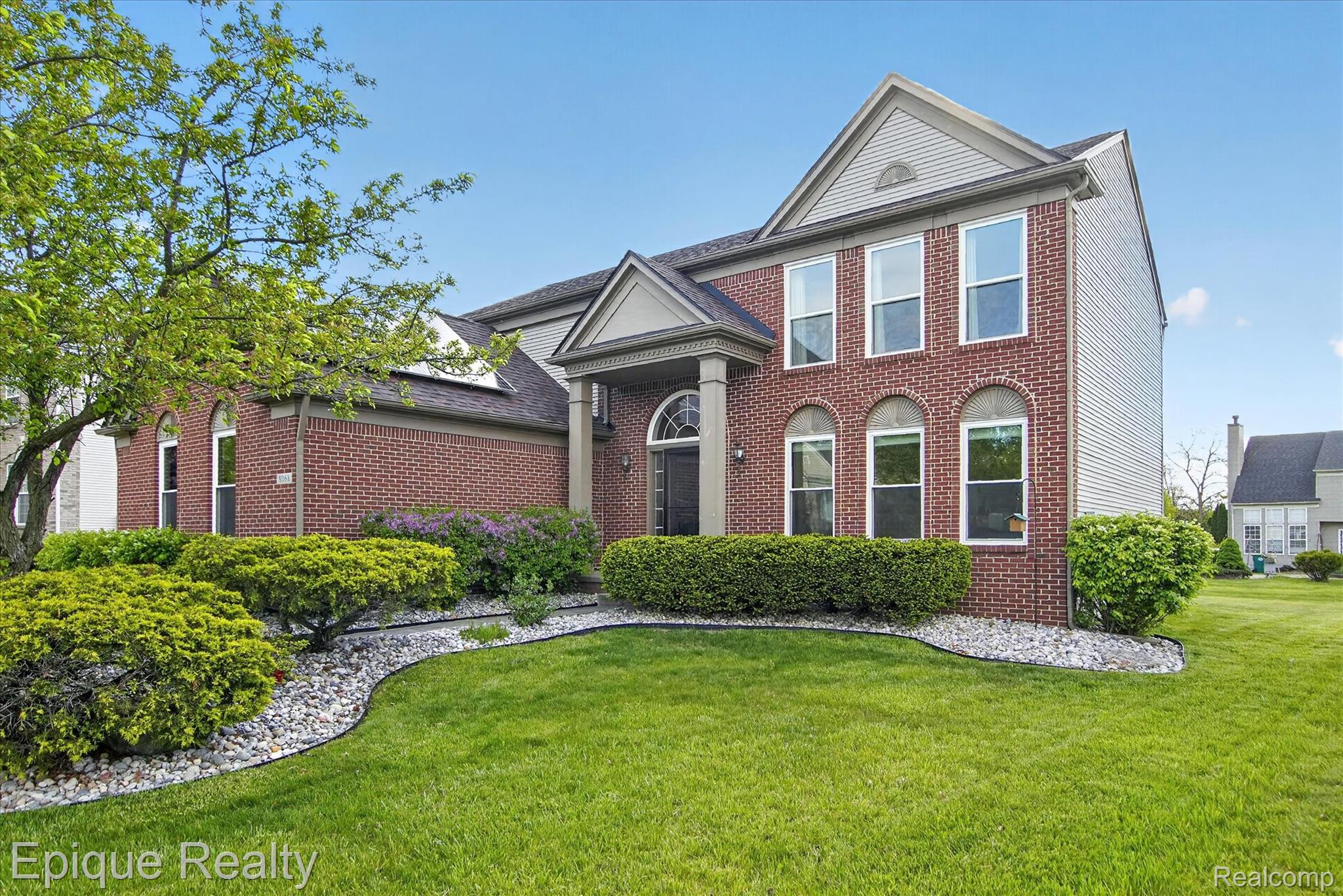 8068, Creek Bend, Ypsilanti, Michigan, 48197