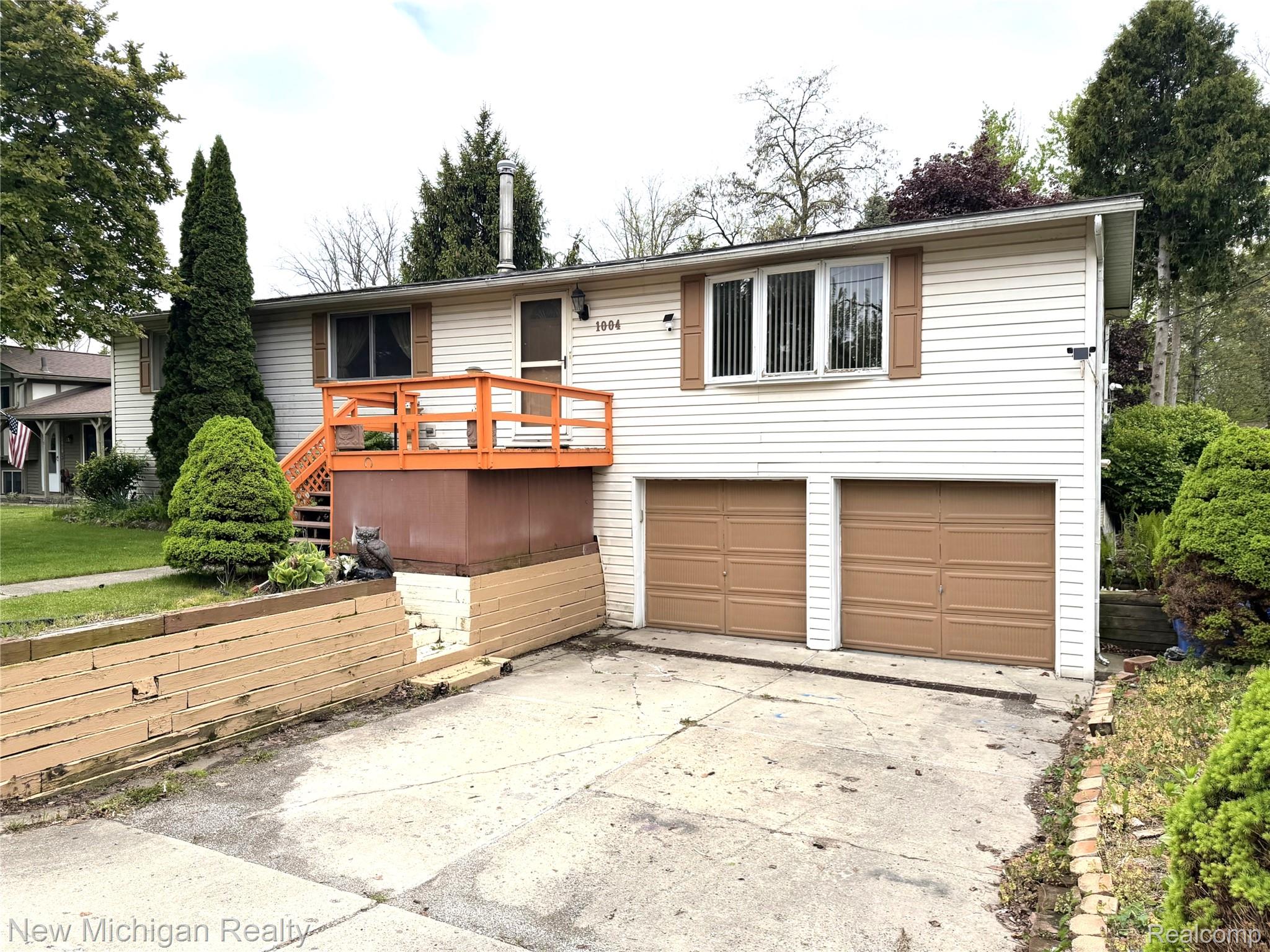 1004, Pelham, Waterford, Michigan, 48328