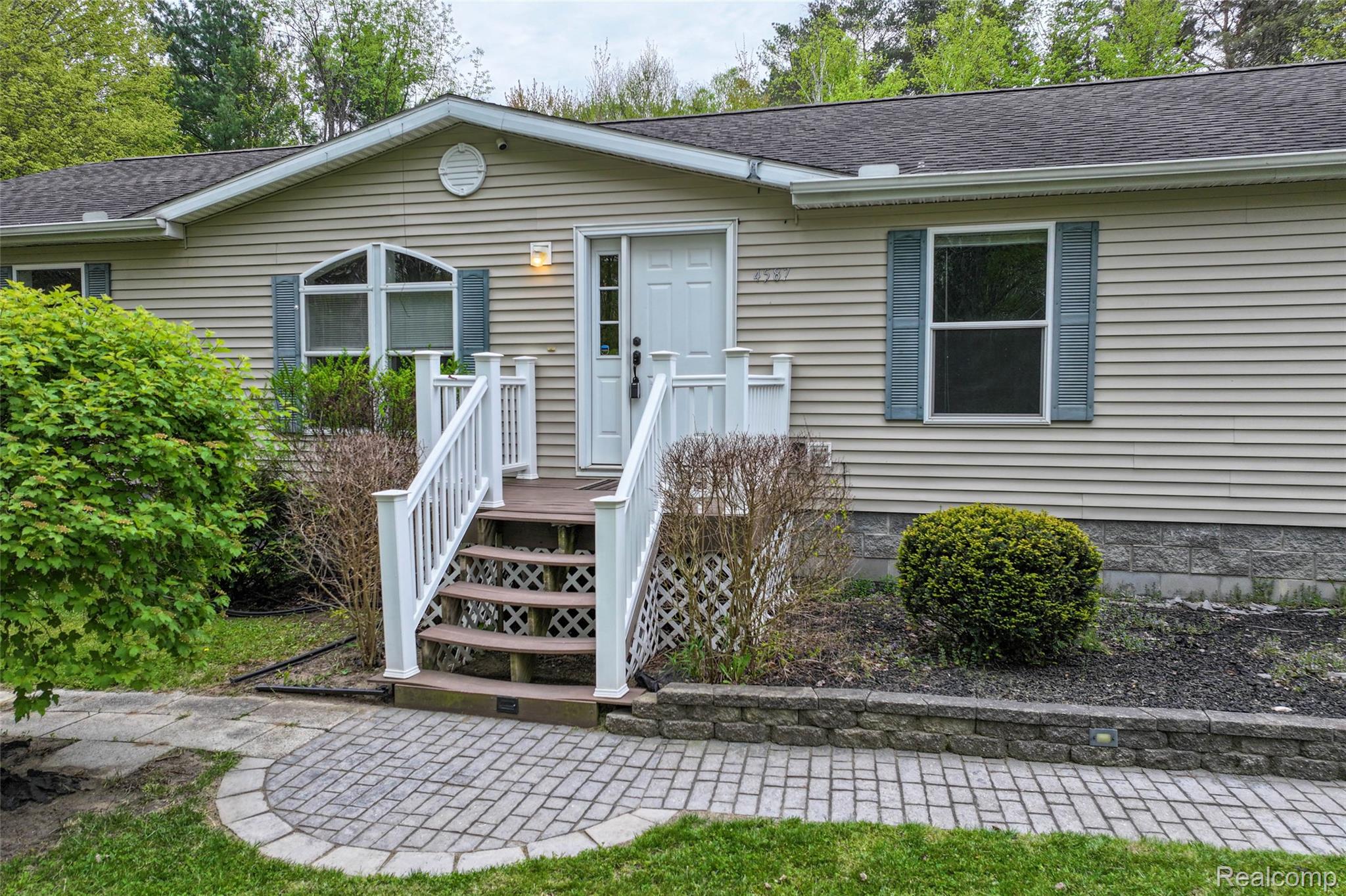 4587, Brown, Vassar, Michigan, 48768