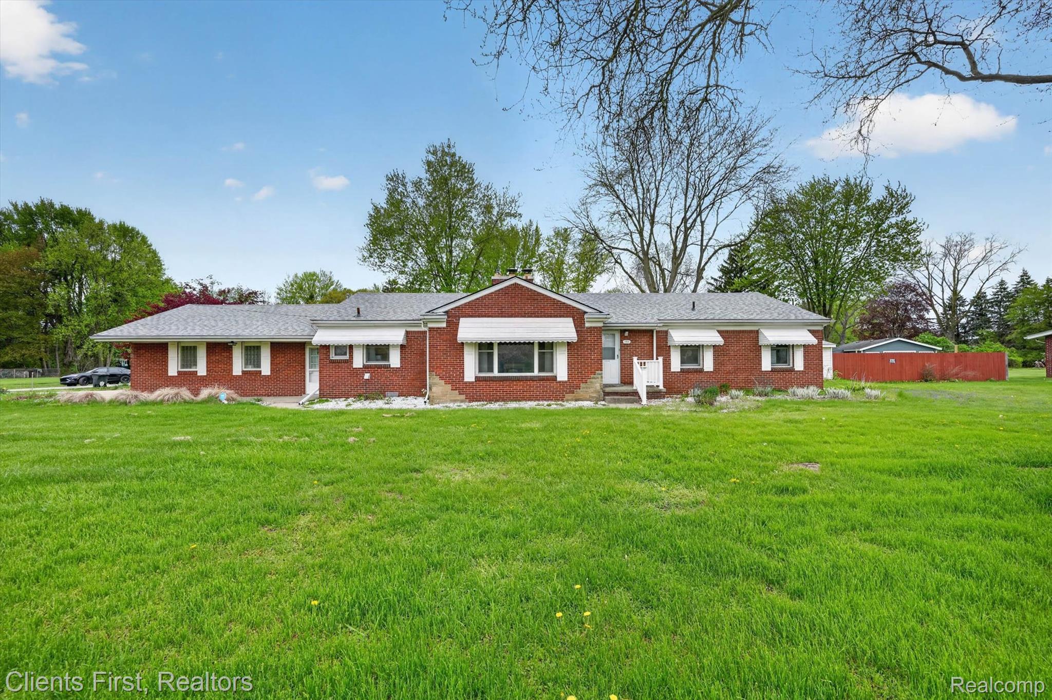 11000, Clinton River, Sterling Heights, Michigan, 48314