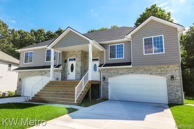 235, Whispering Pines, #14, Fenton, Michigan, 48430