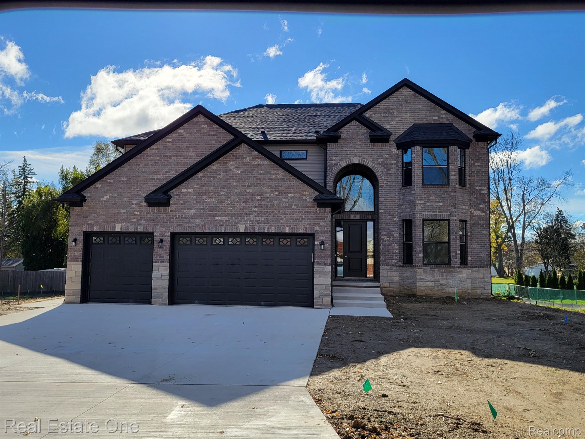 25, FLORENCE, Troy, Michigan, 48098