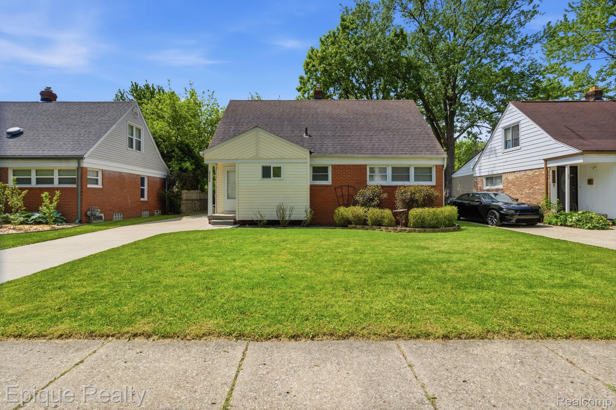 20506, Lancaster, Harper Woods, Michigan, 48225