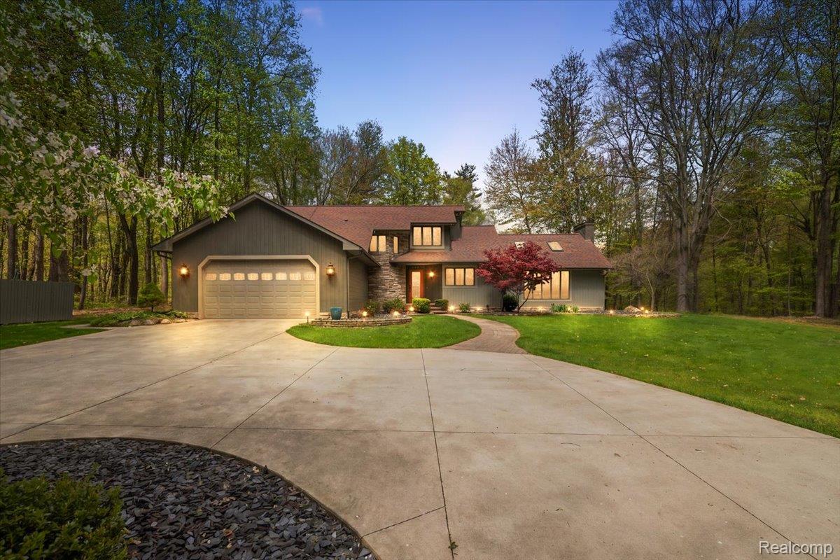 501, Cedarwood, Oxford, Michigan, 48371