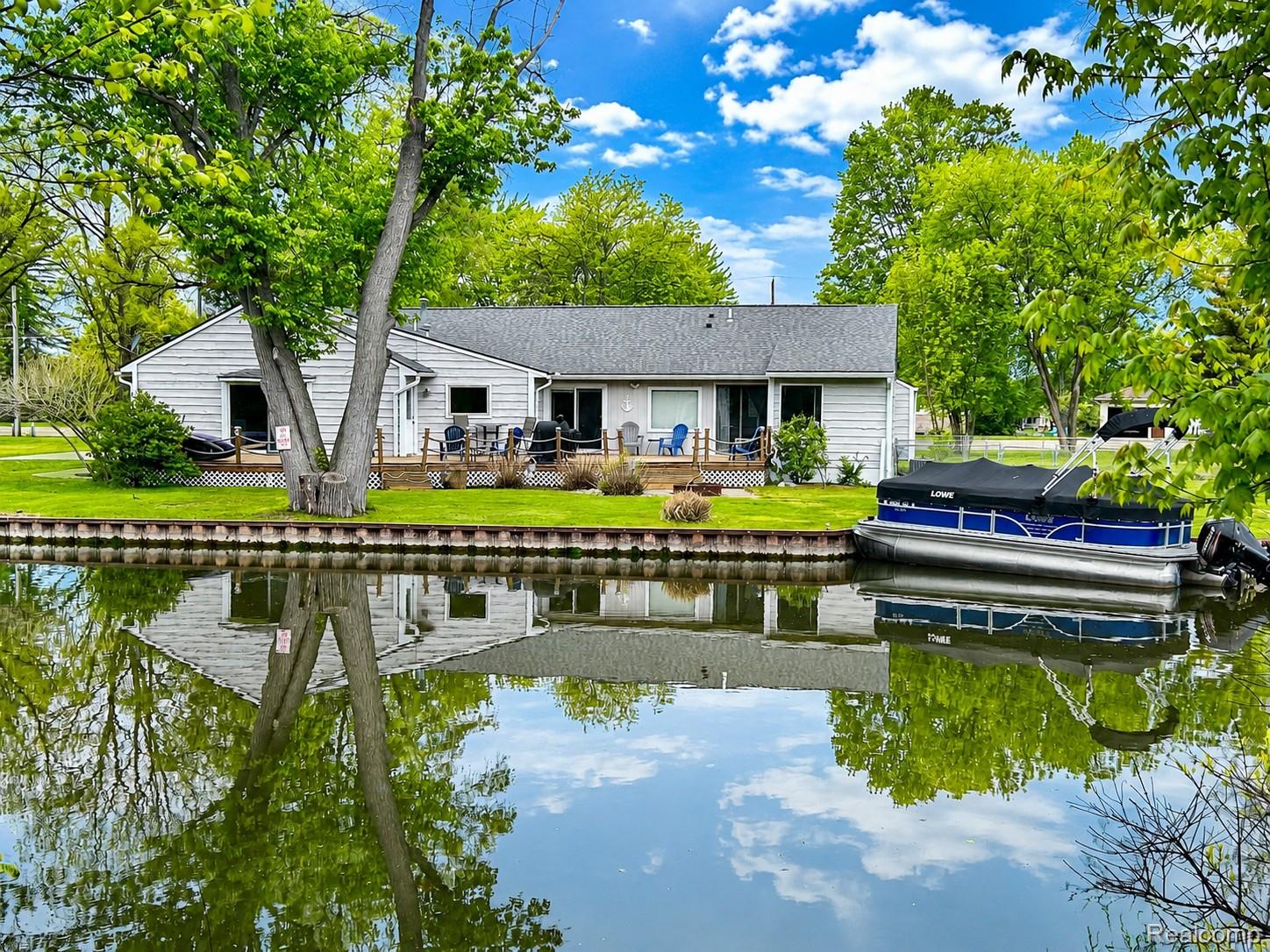 9831, Kress, Pinckney, Michigan, 48169