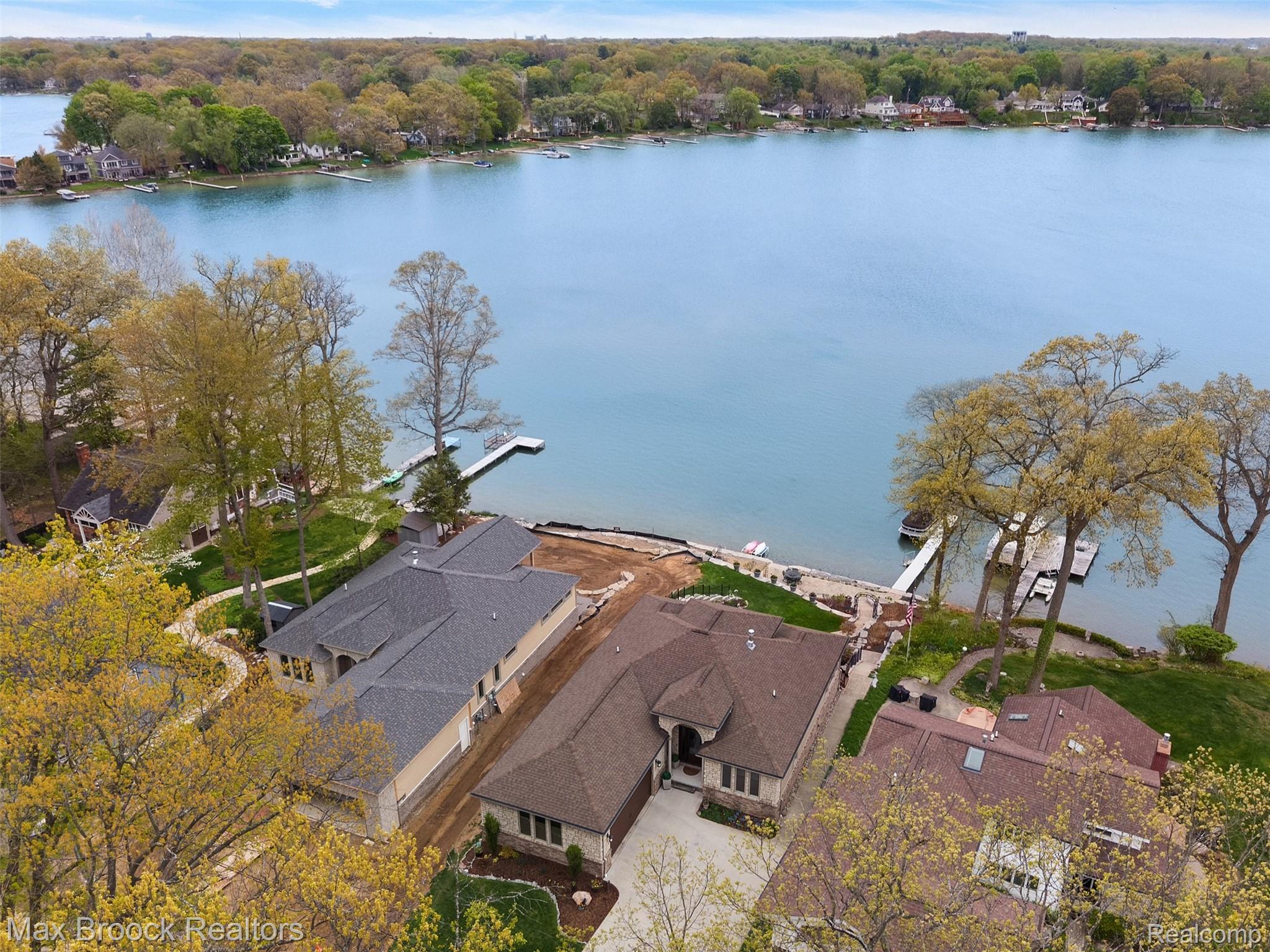 4353, Forest, Waterford, Michigan, 48328