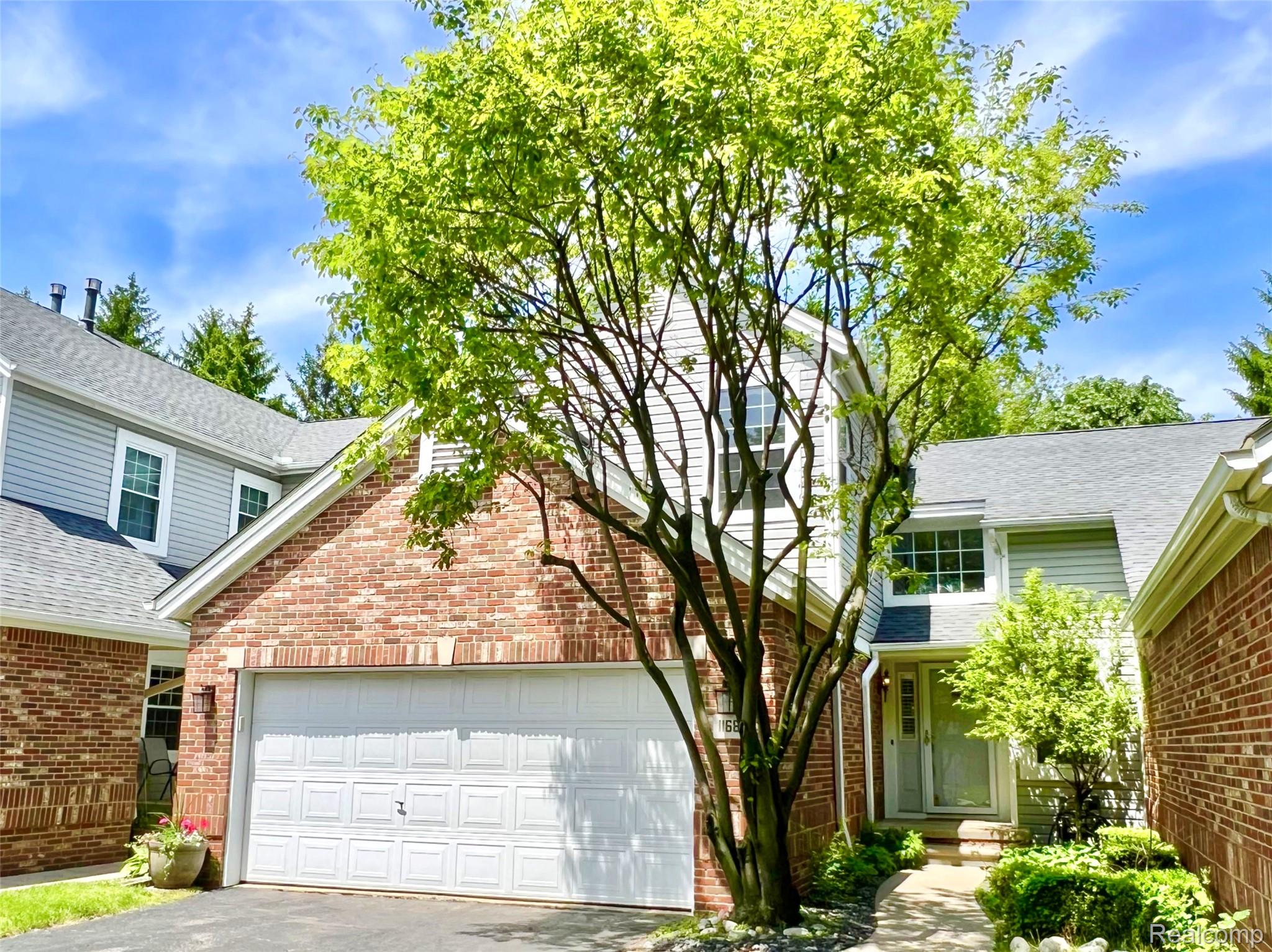 1168, Fairways, Troy, Michigan, 48085