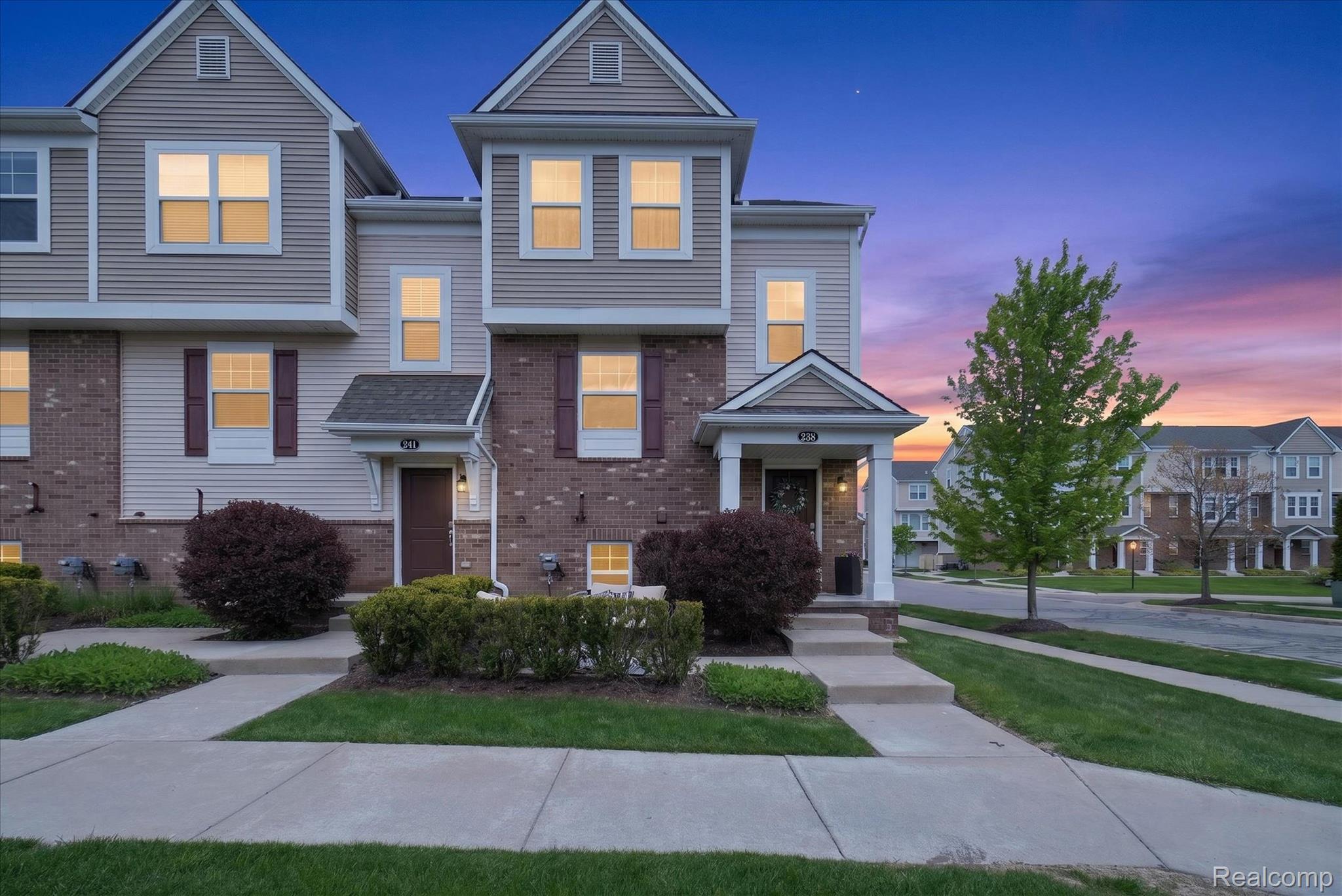 238, Center, Wixom, Michigan, 48393