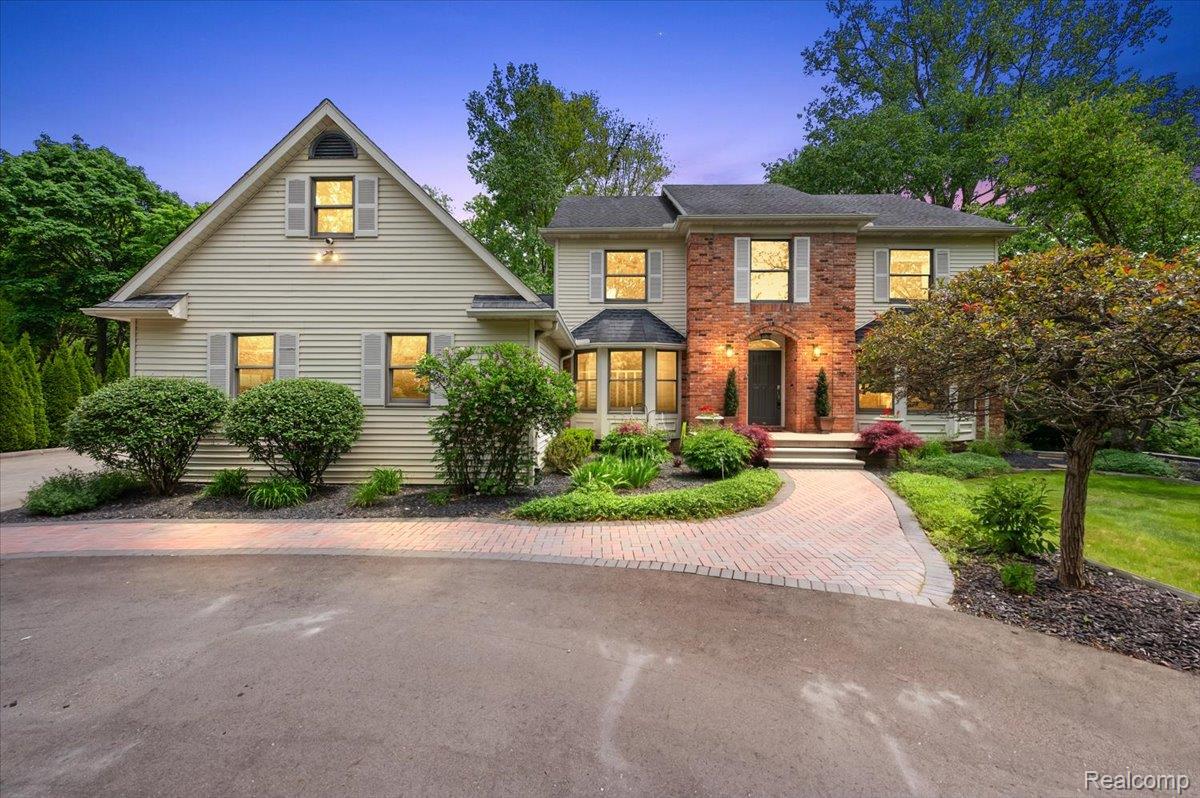 46501, Pickford, Northville, Michigan, 48168
