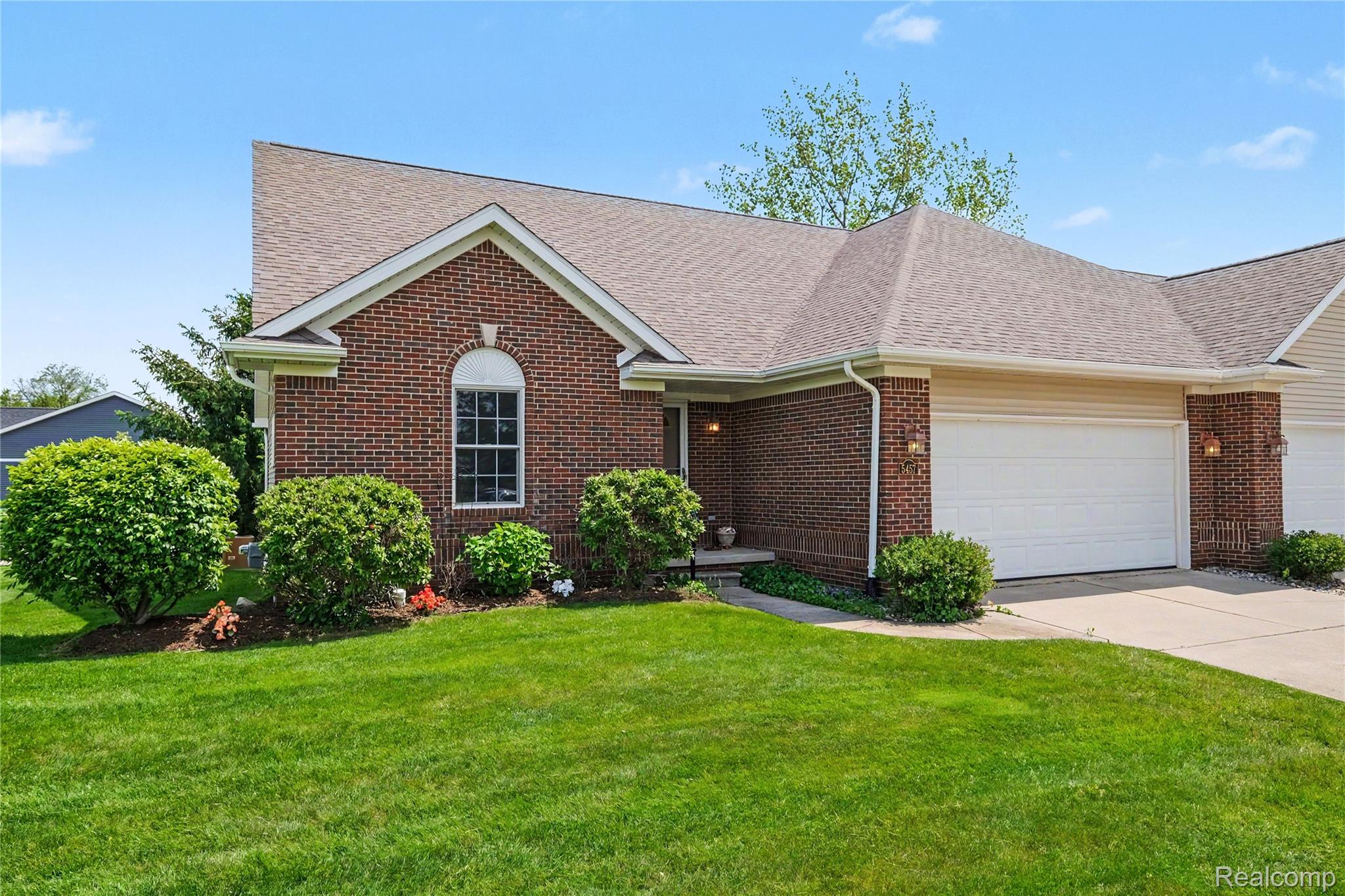5457, Hidden Valley, Linden, Michigan, 48451