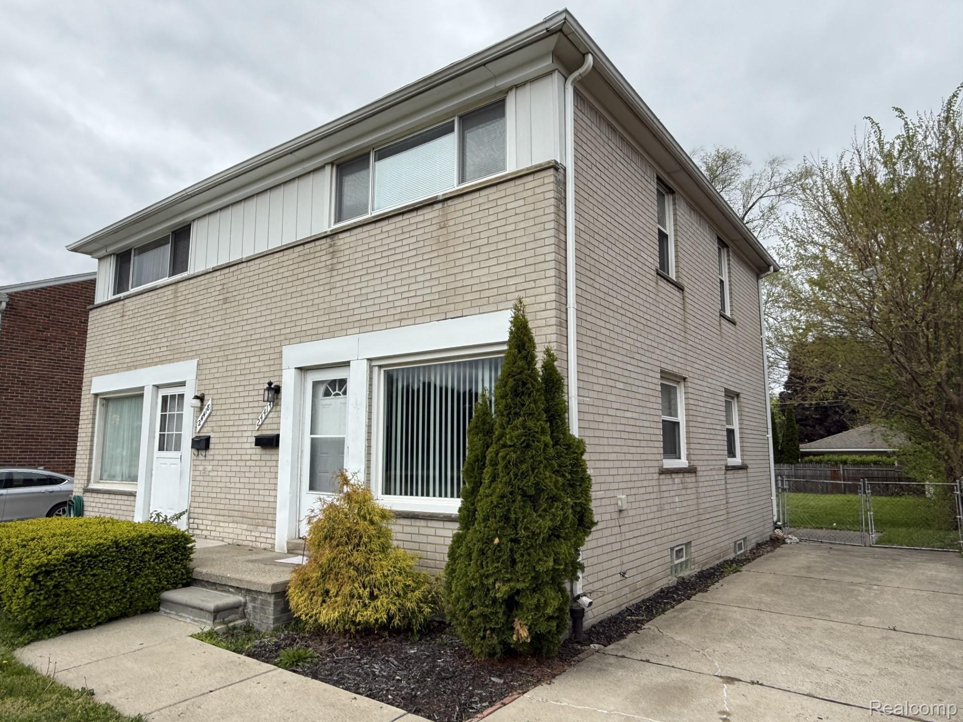 24414, Chicago, Redford, Michigan, 48239