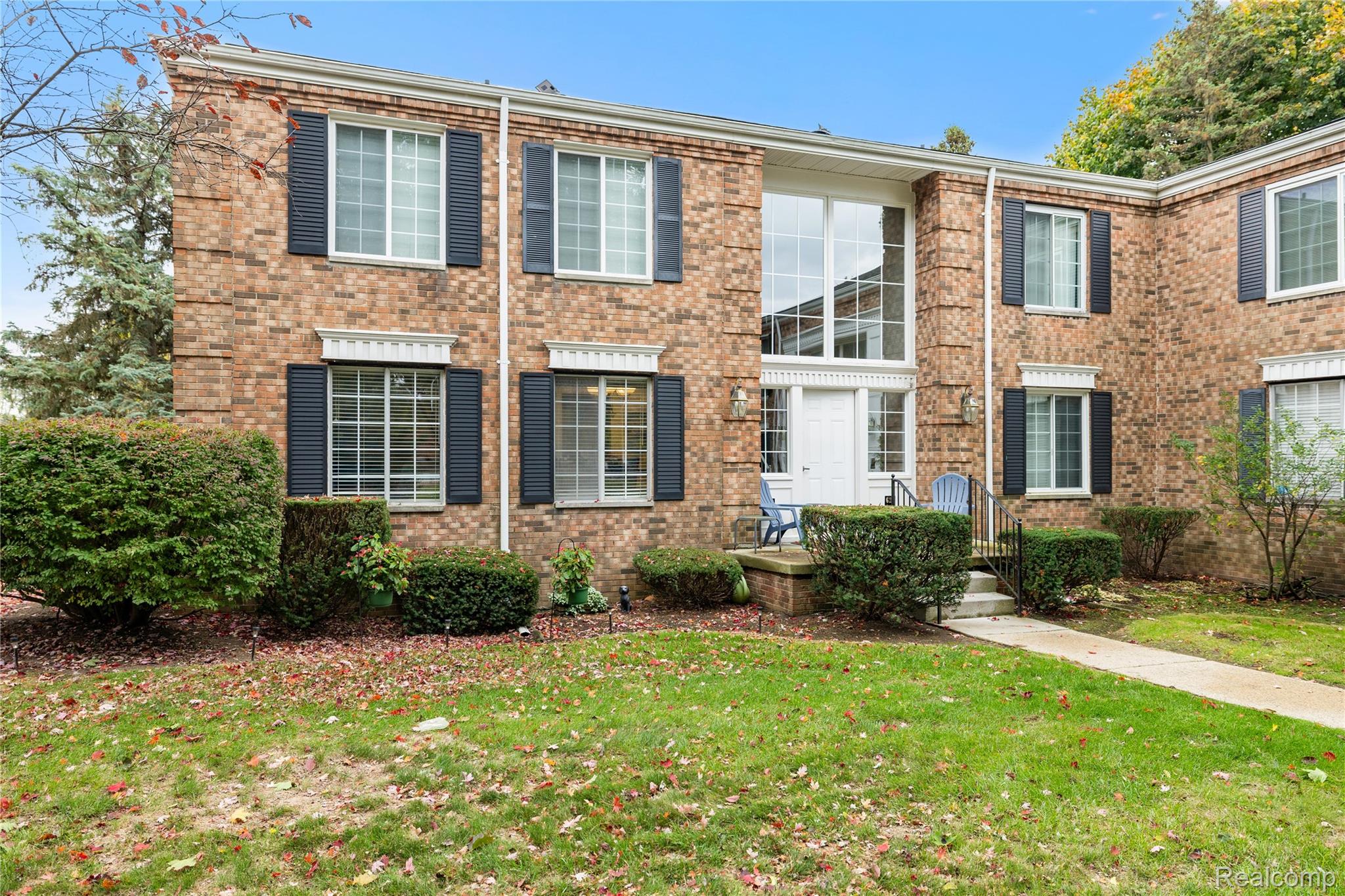 635, Fox Hills, #41, Bloomfield Hills, Michigan, 48304