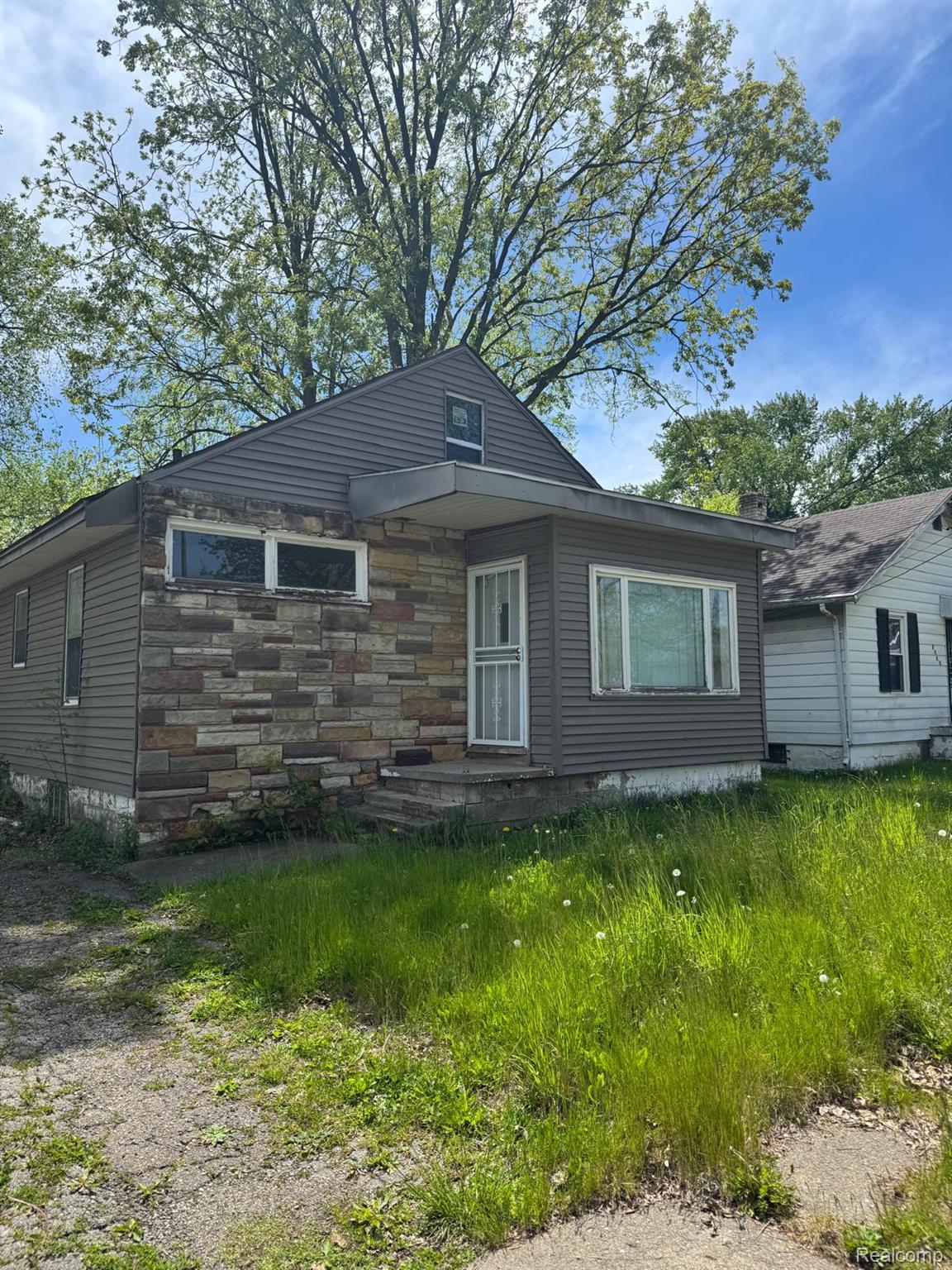 1610, Kent, Flint, Michigan, 48503