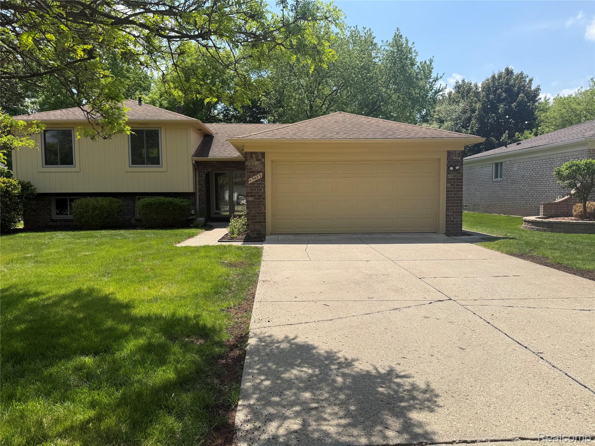 45429, Brunswick, Canton, Michigan, 48187