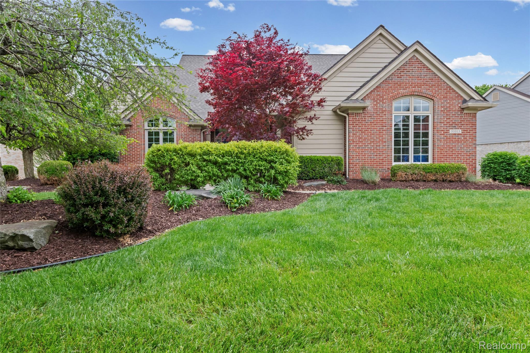 51013, Hills, Plymouth, Michigan, 48170