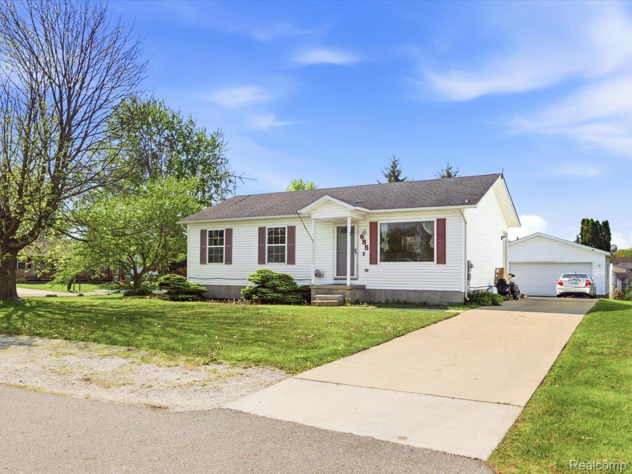 685, Heather, Marysville, Michigan, 48040