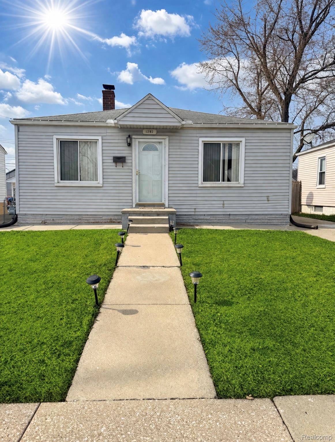 1282, Applewood, Lincoln Park, Michigan, 48146