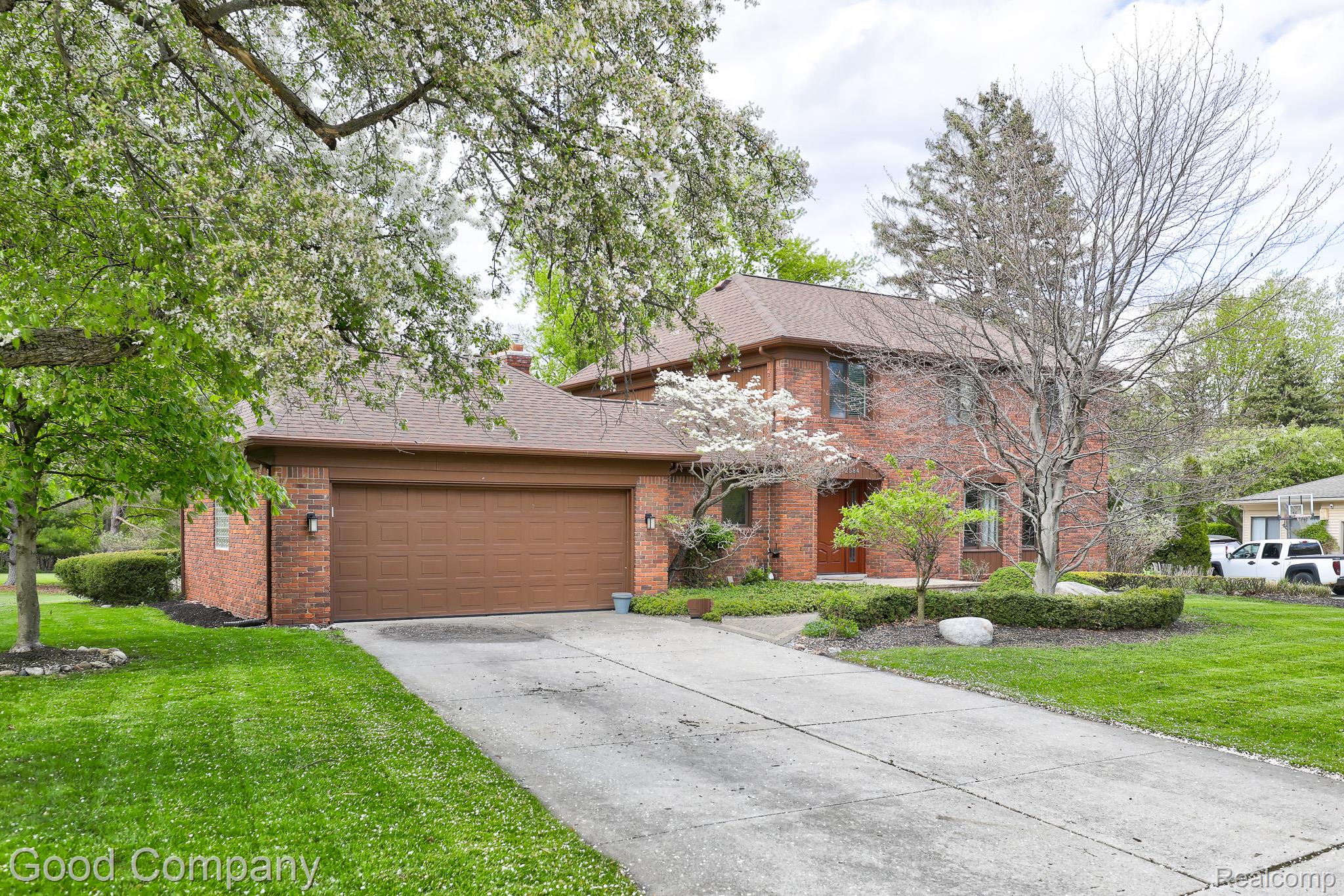 2584, Devonwood, Troy, Michigan, 48098