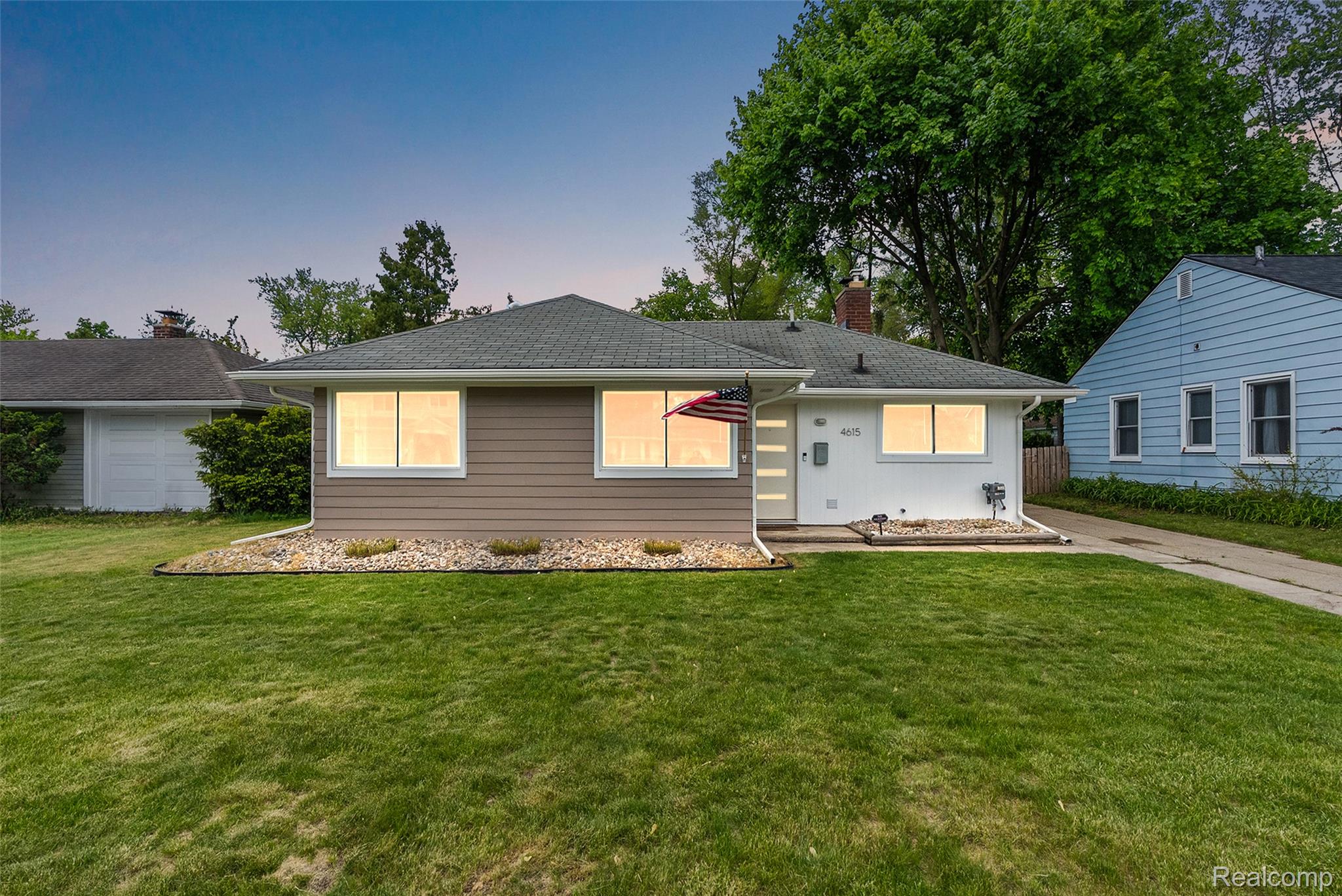 4615, Olivia, Royal Oak, Michigan, 48073