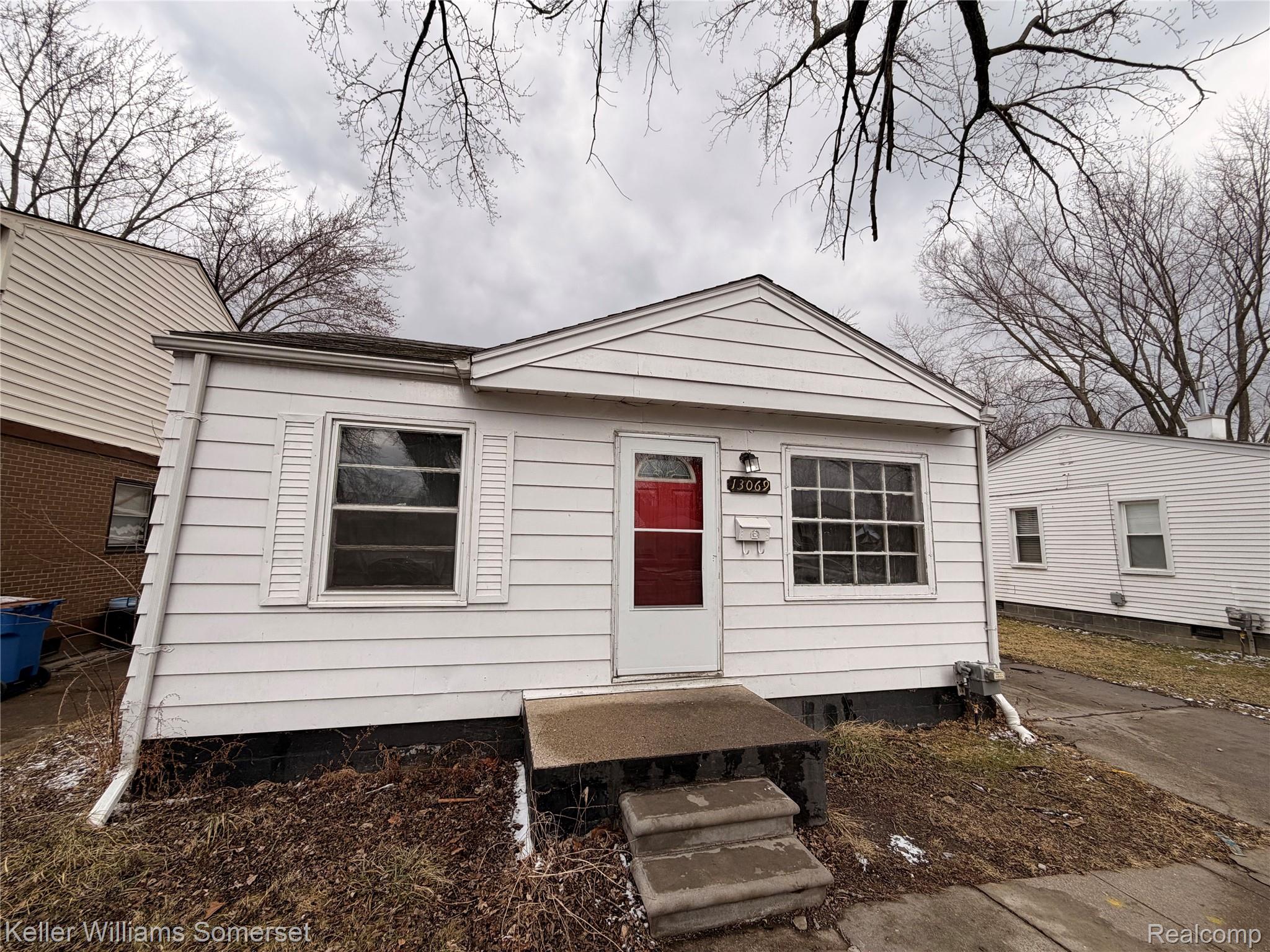 13069, Sarsfield, Warren, Michigan, 48089