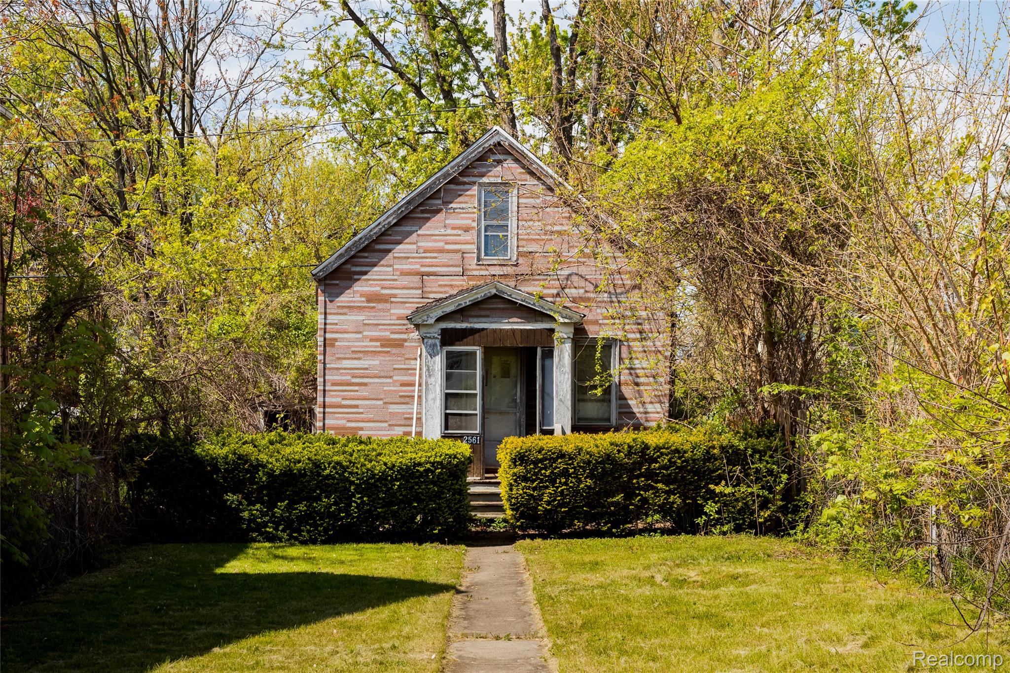 2561, Beals, Detroit, Michigan, 48214