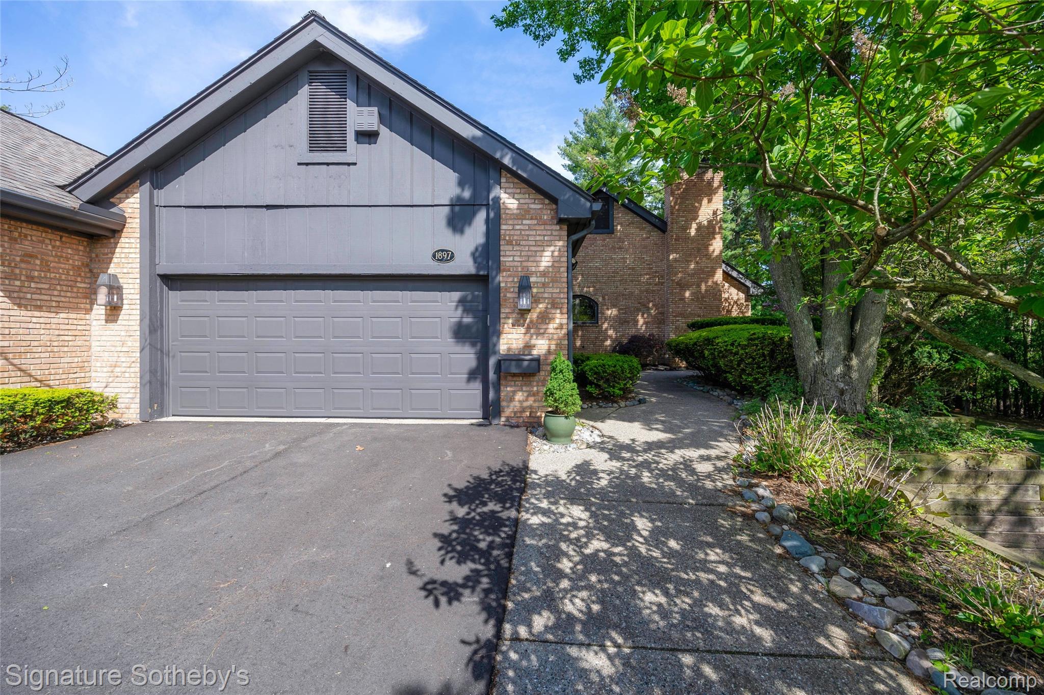 1897, Pine Ridge, #12, Bloomfield Hills, Michigan, 48302