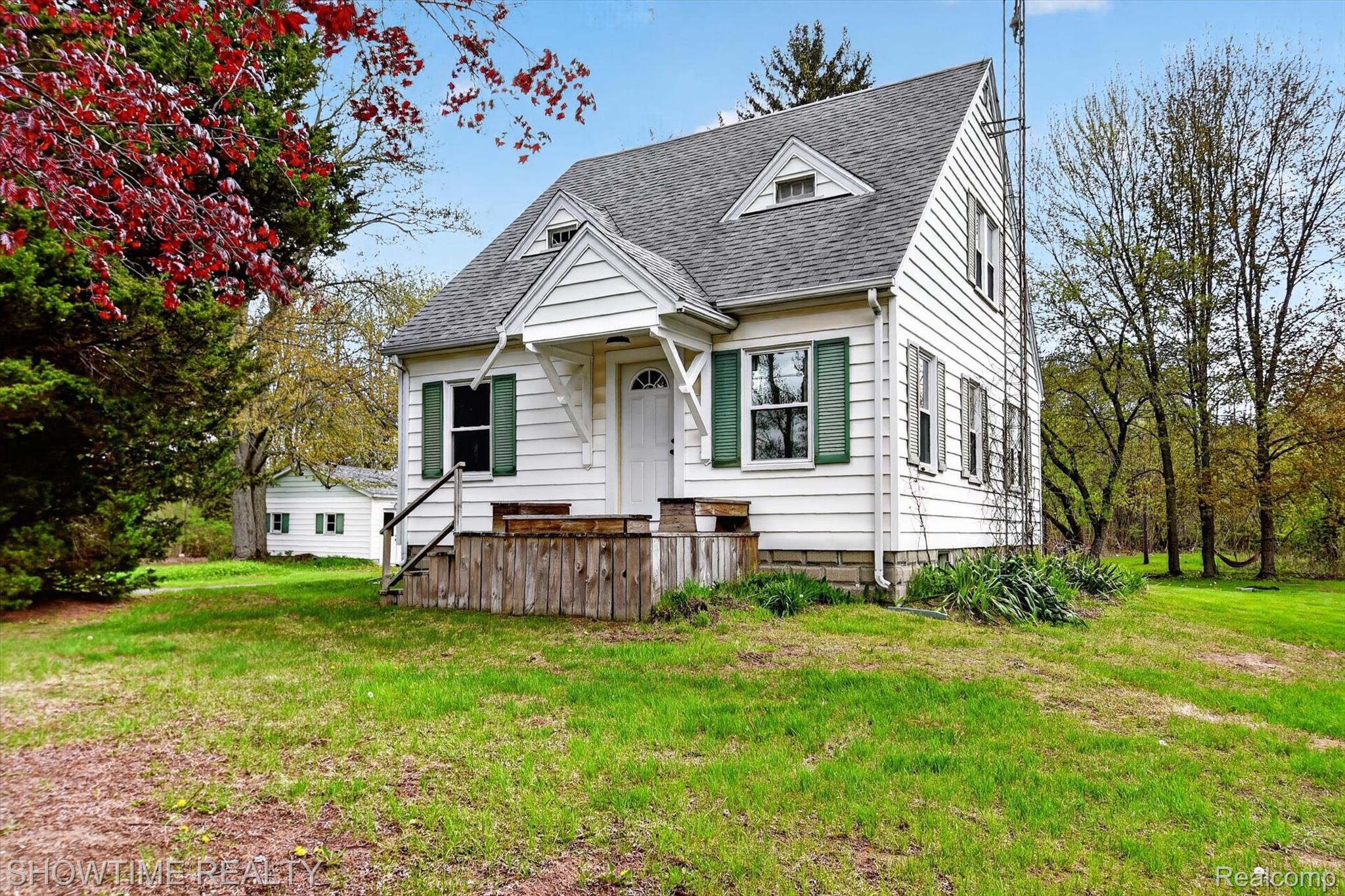 2970, Range, Port Huron, Michigan, 48060