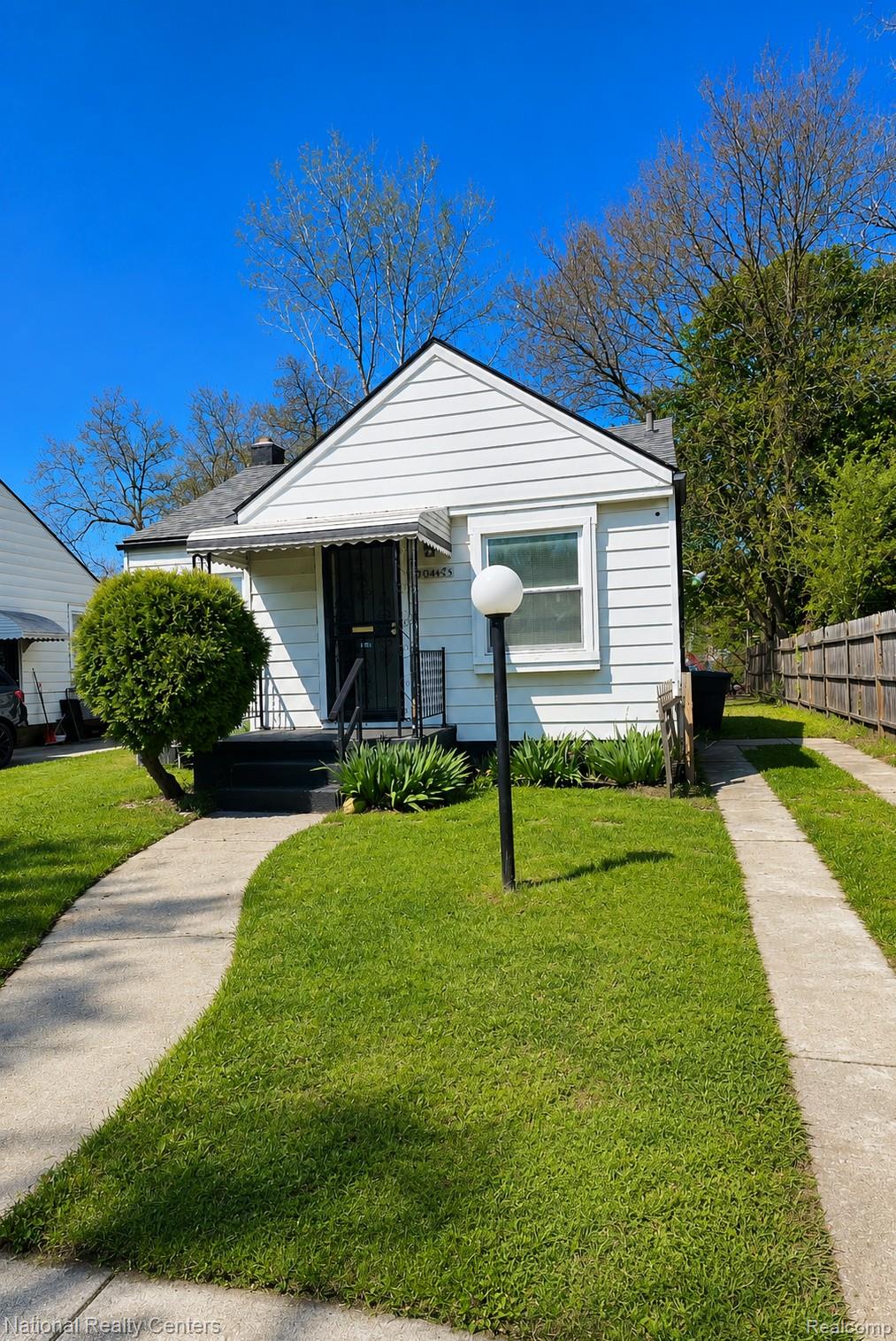 20445, Pinehurst, Detroit, Michigan, 48221