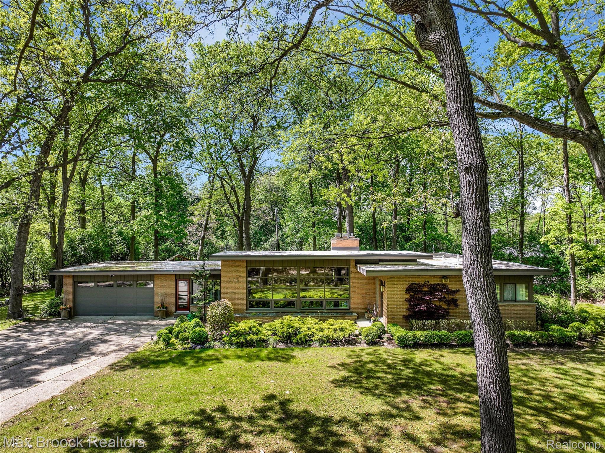 255, Berkshire, Bloomfield Hills, Michigan, 48302