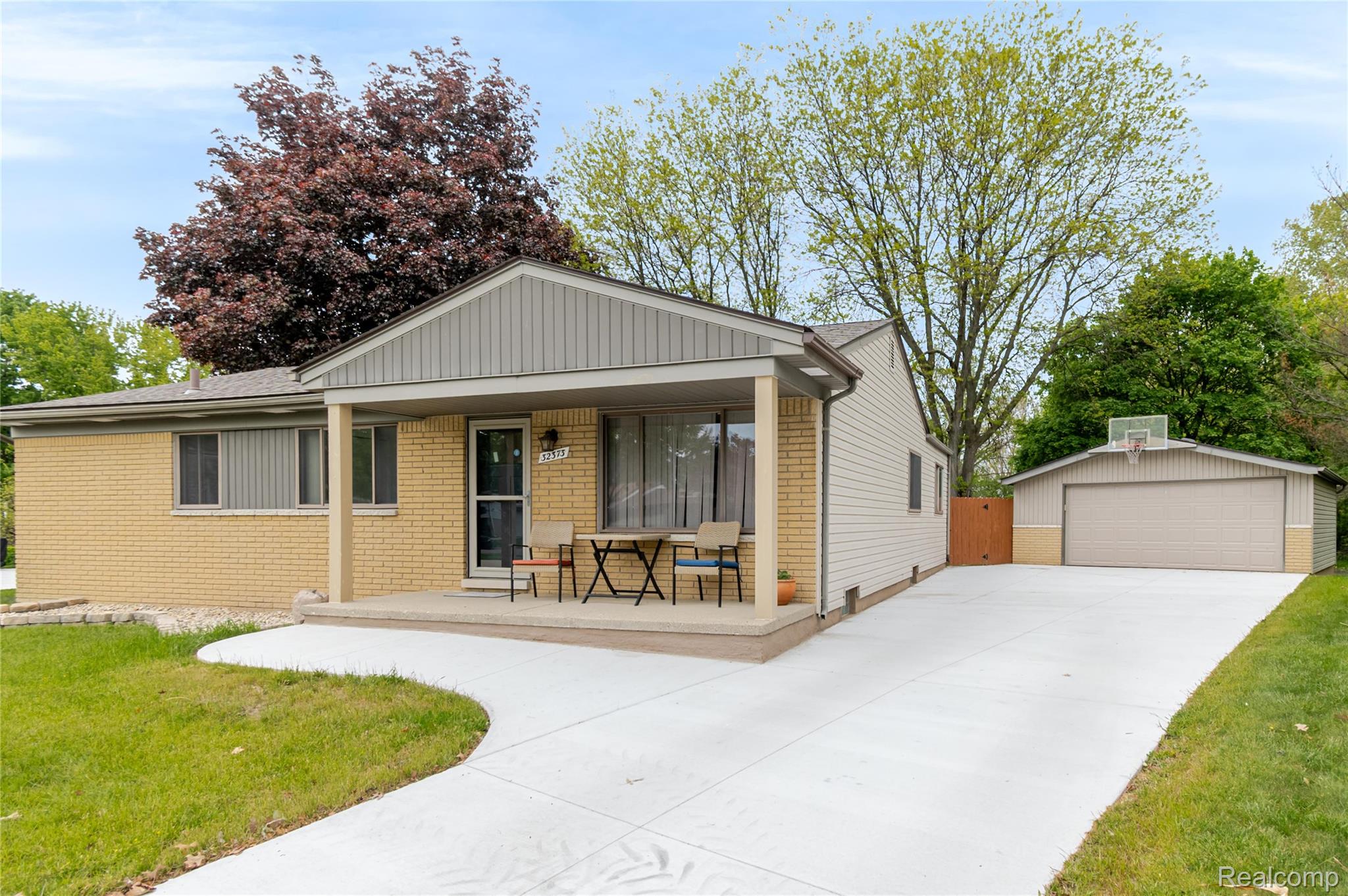 32373, Hampton, Fraser, Michigan, 48026