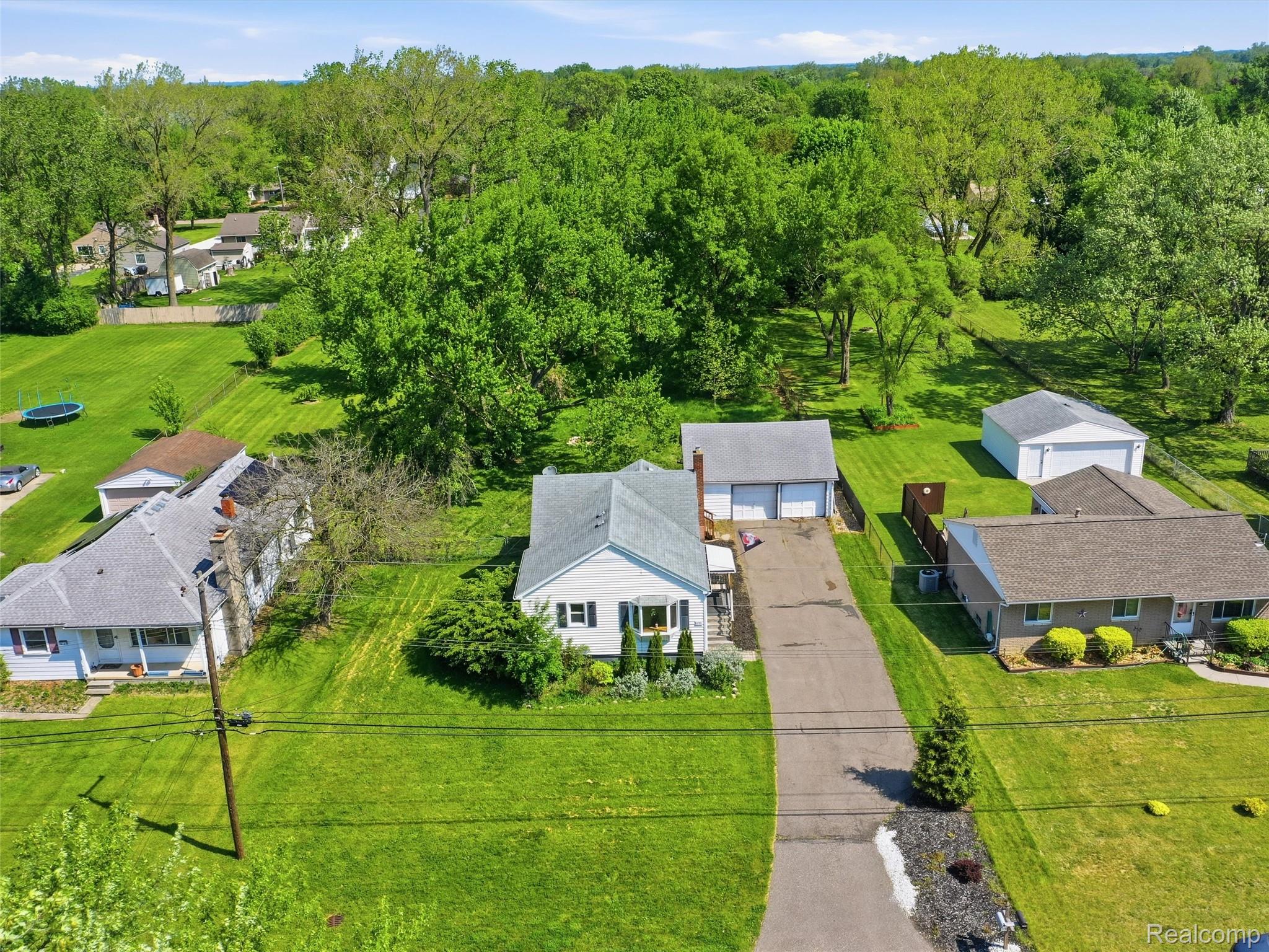 2733, Lovington, Troy, Michigan, 48083