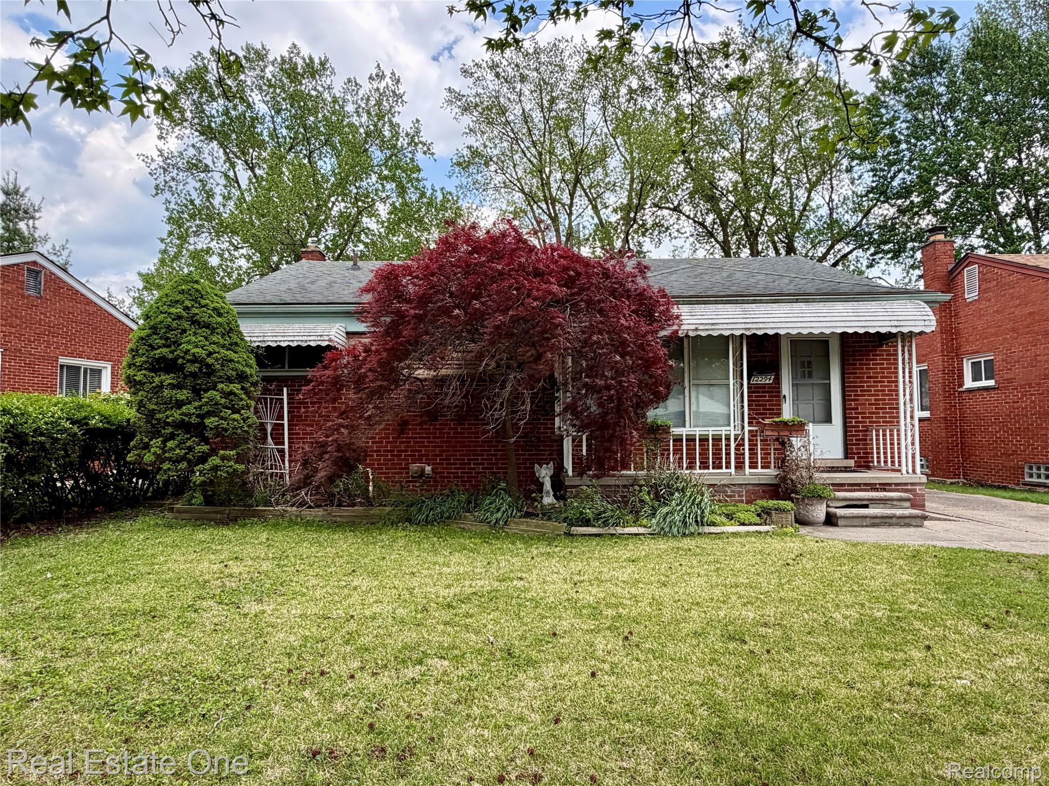 12294, Nathaline, Redford, Michigan, 48239