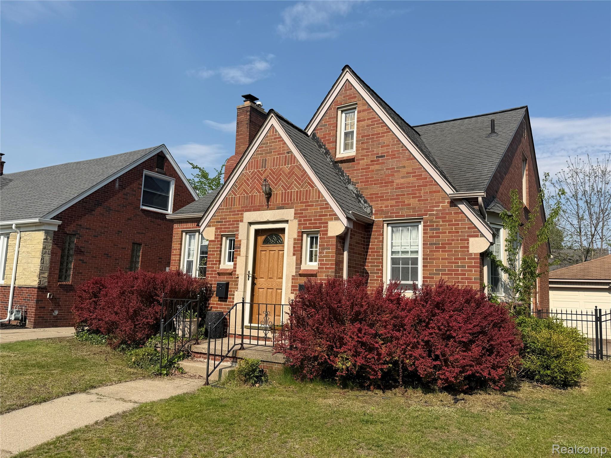 135, Lafayette, Dearborn, Michigan, 48124